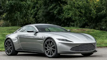 Aston Martin DB10