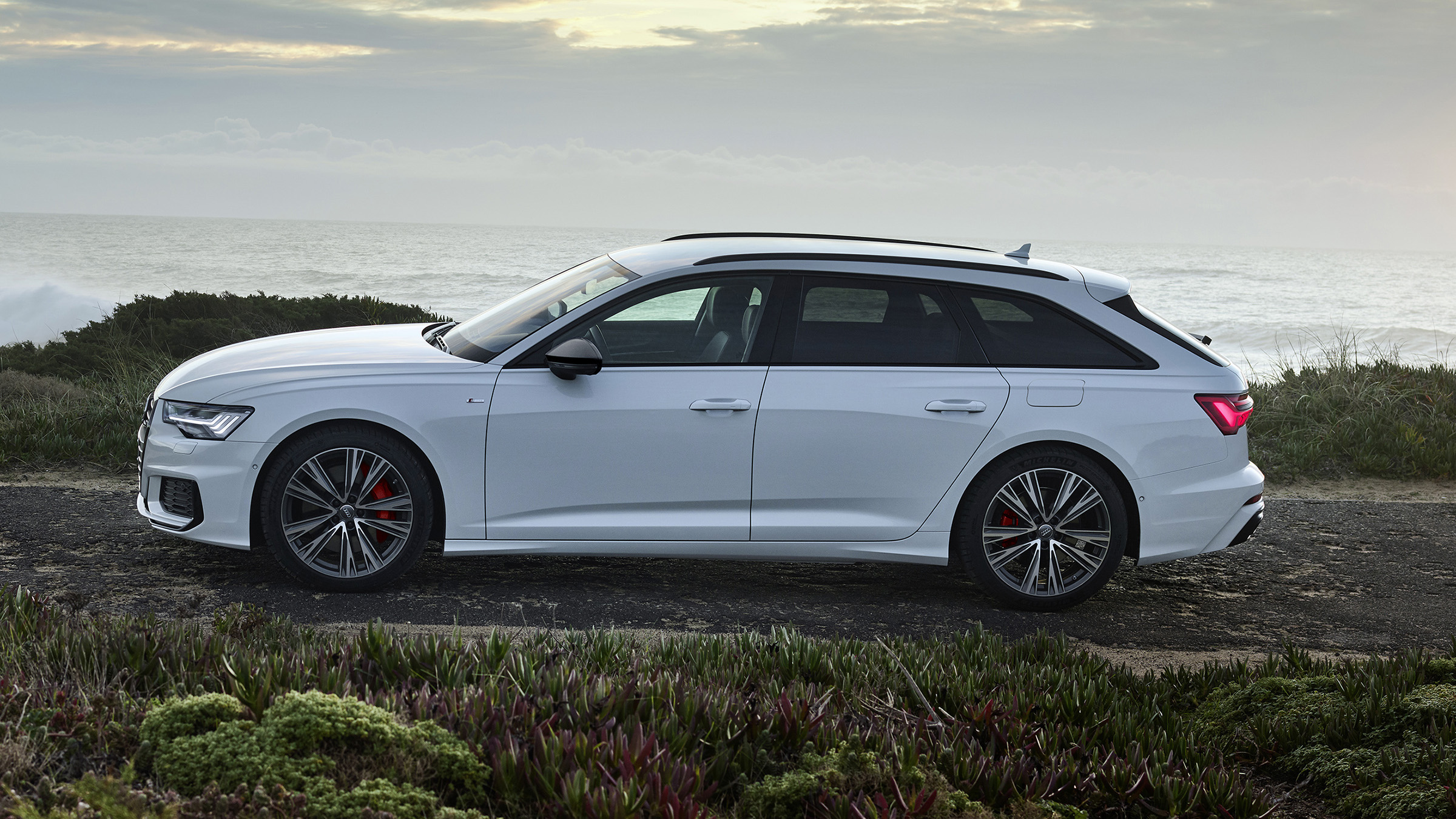 Audi A6 Avant plug-in hybrid side view