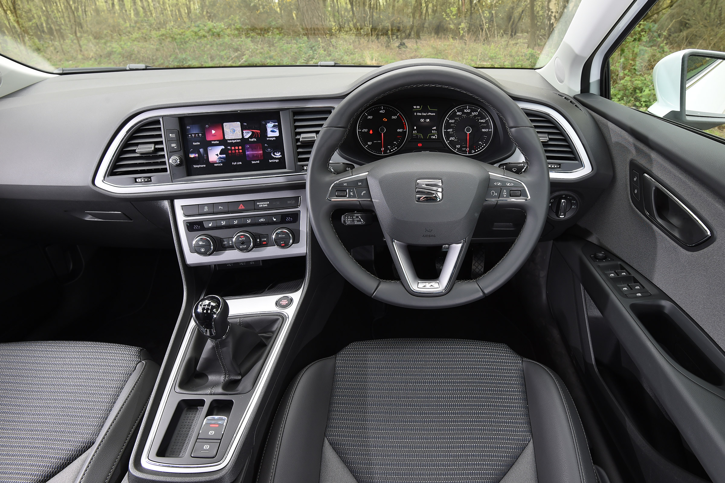 2017 SEAT Leon - interior 