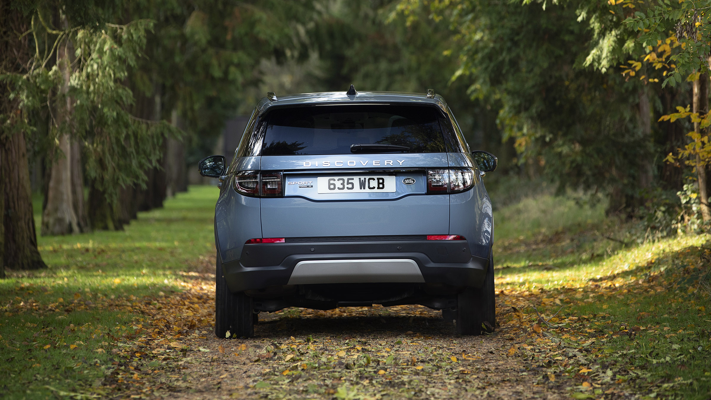 Land Rover Discovery Sport plug-in hybrid - rear view