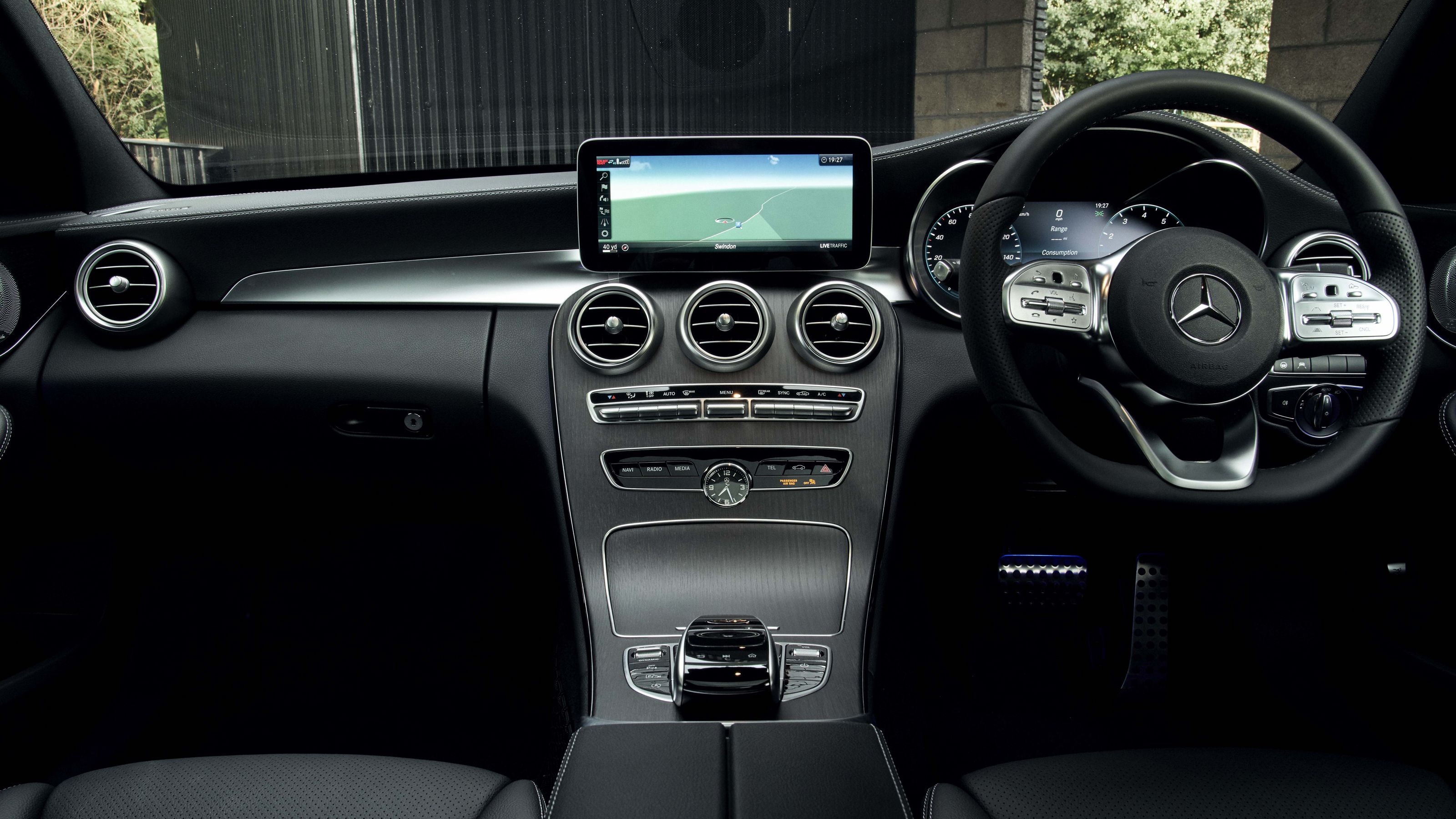 Mercedes C-Class Estate interior