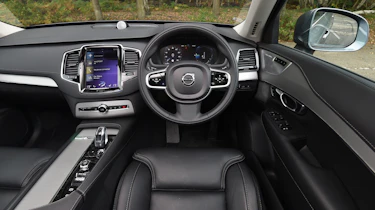 Volvo XC90 T8 - interior