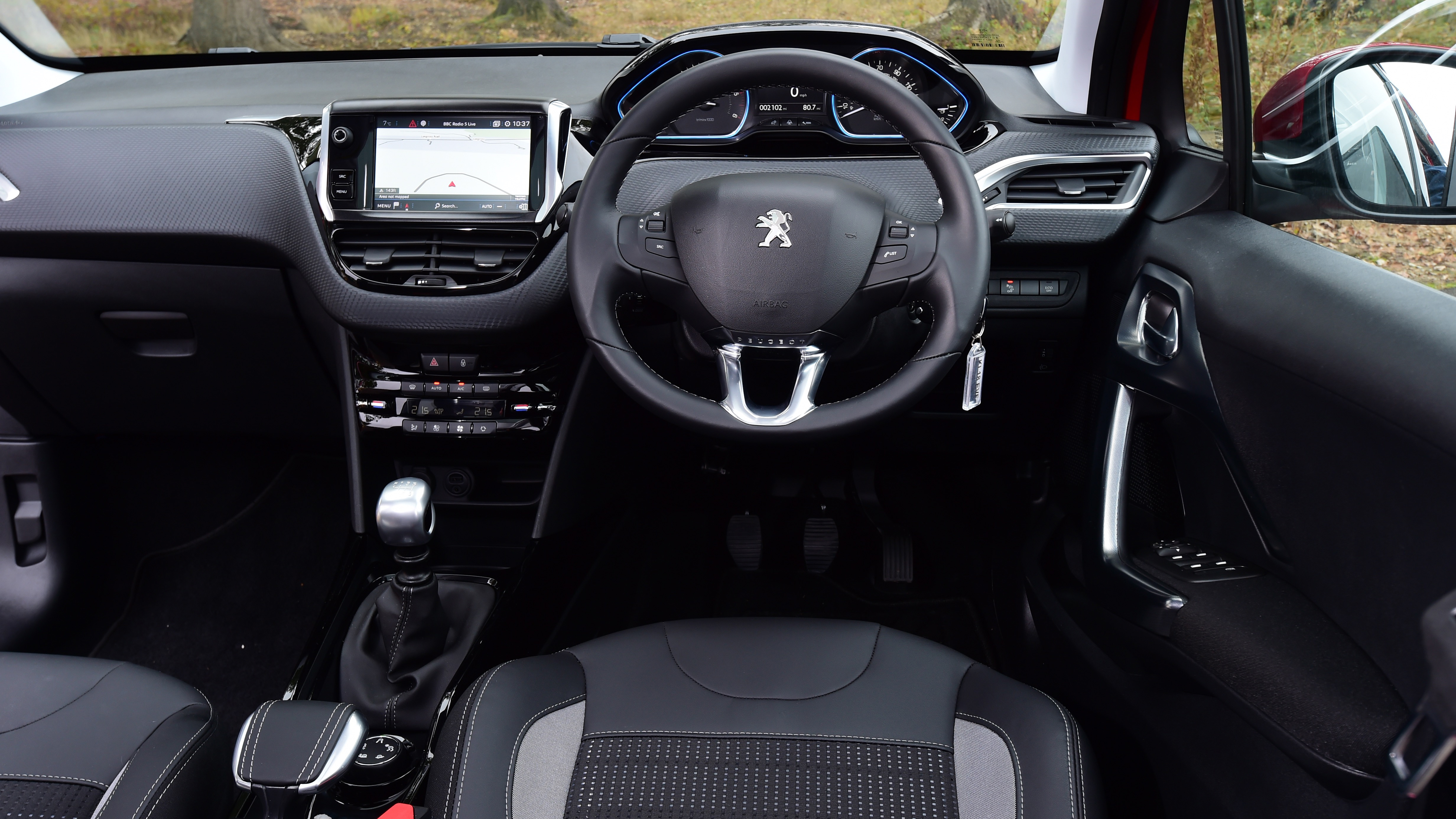Peugeot 2008 - interior