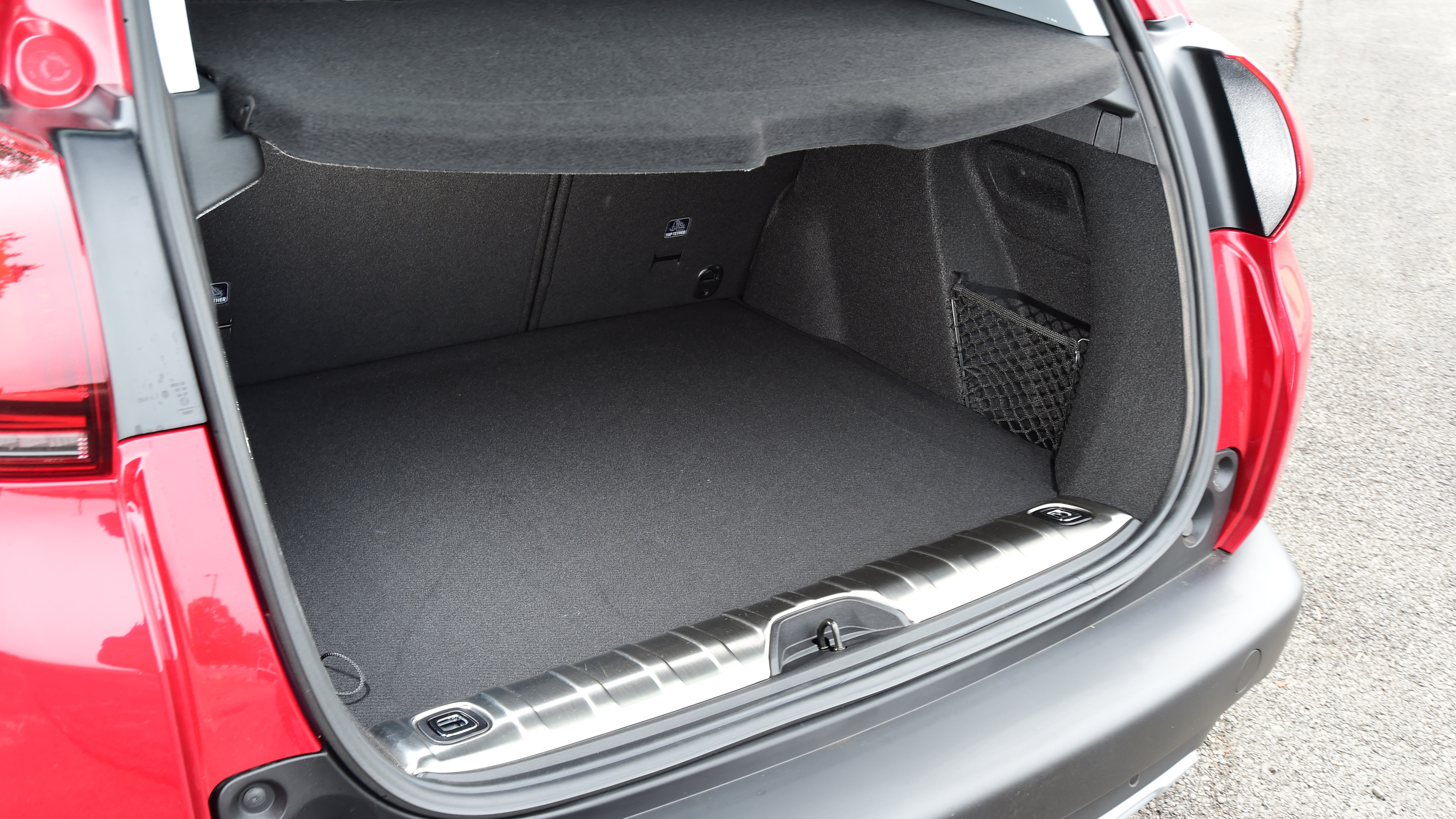 Peugeot 2008 - boot 