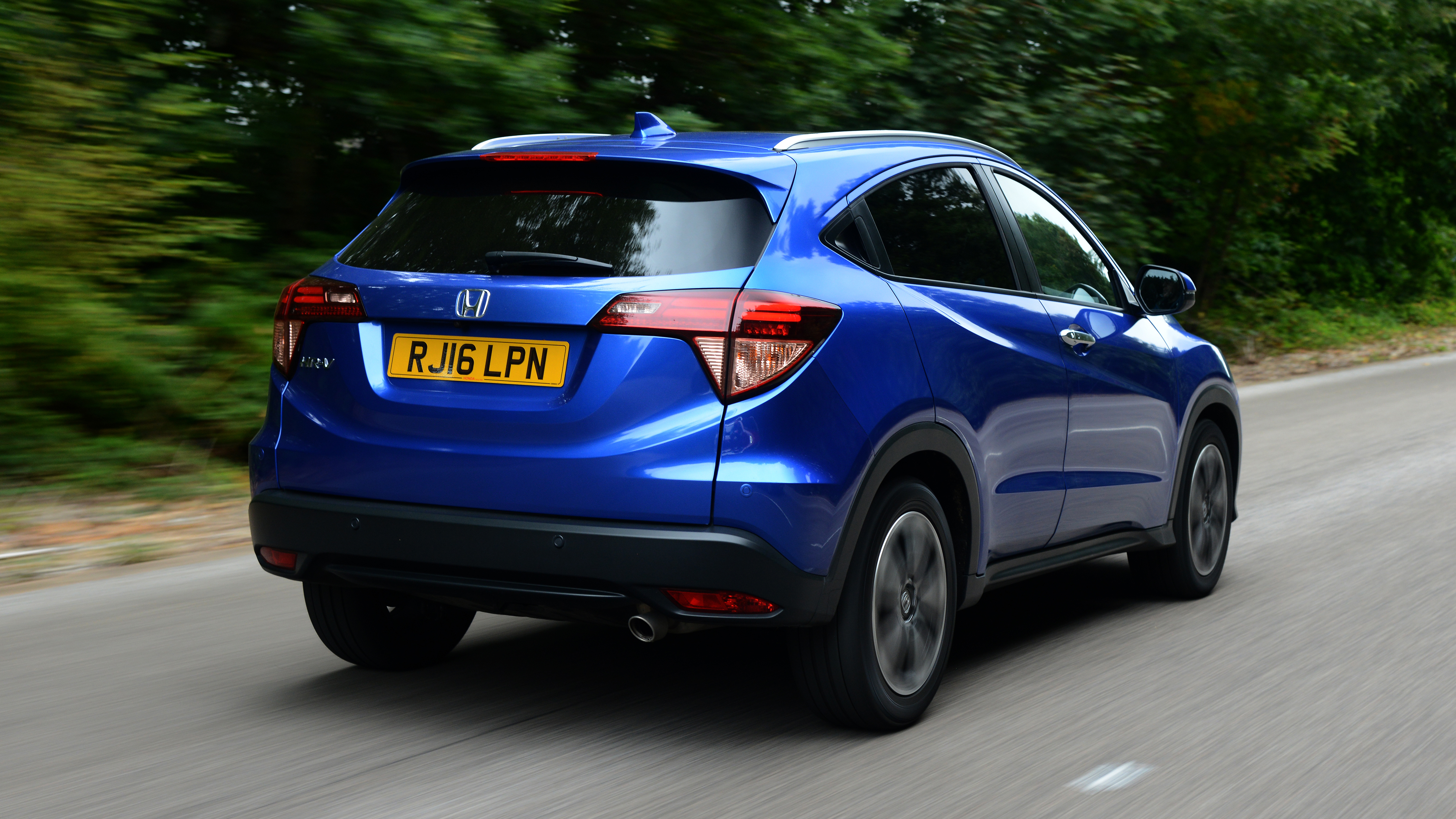 Honda HR-V - rear 3/4 view