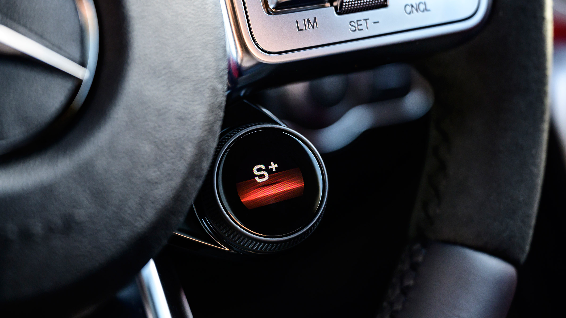 Mercedes-AMG CLA 45 saloon steering wheel