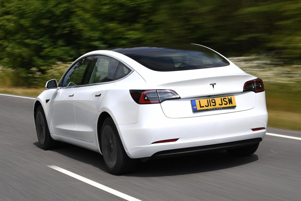 Tesla Model 3 Long Range saloon rear 3/4 tracking