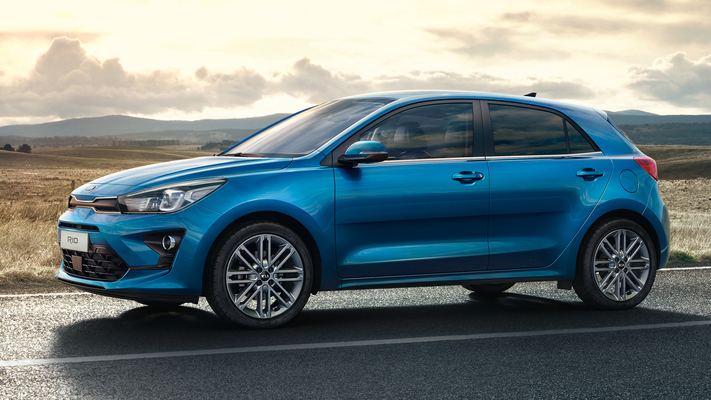 Kia Rio - side view