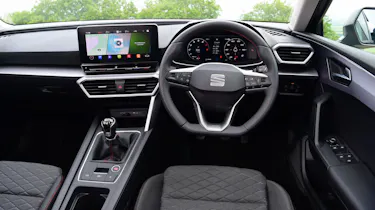 SEAT Leon hatchback - interior