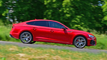 Audi S5 Sportback side panning