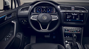 Volkswagen Tiguan plug-in hybrid interior