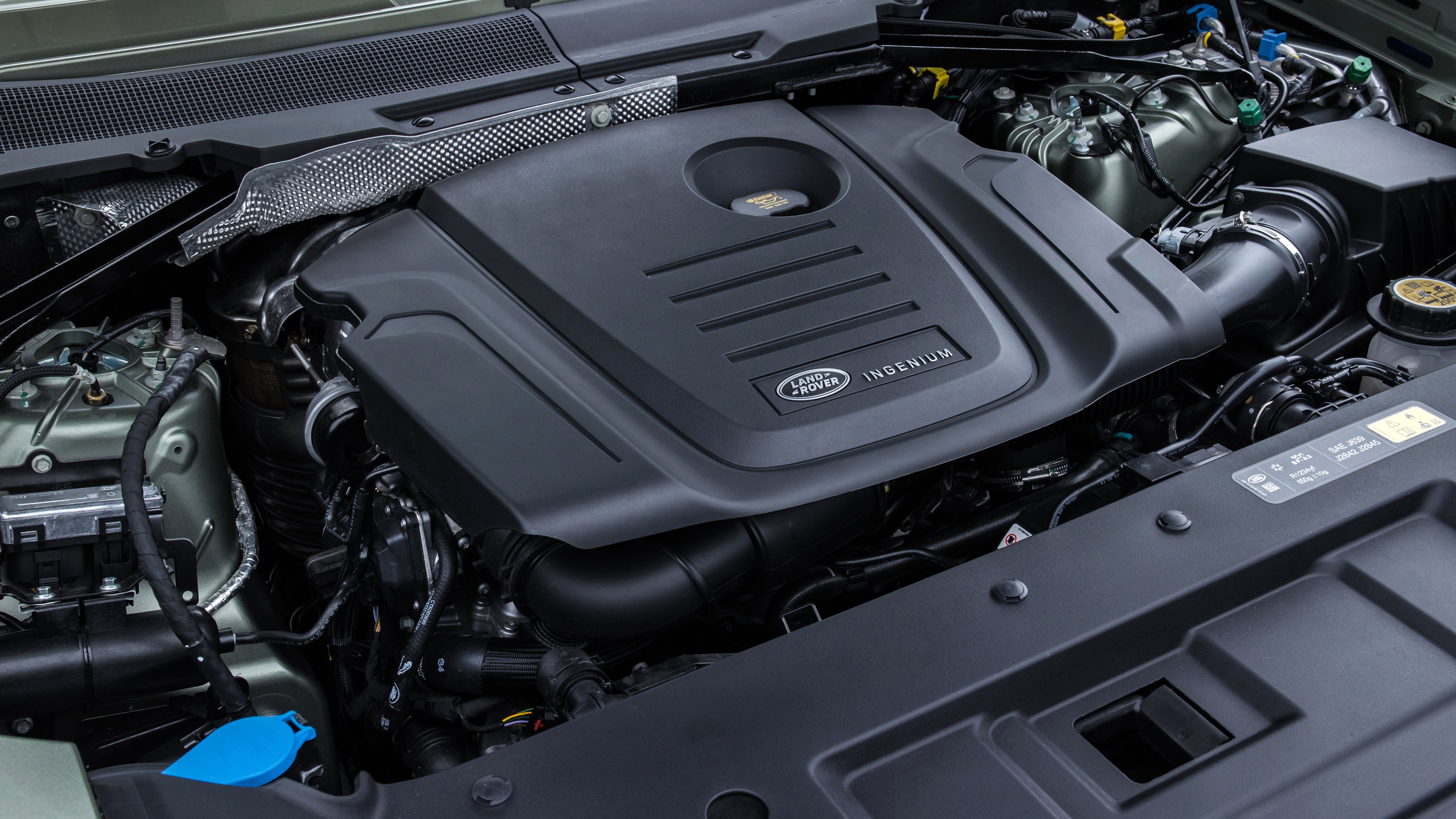 Land Rover Defender 110 - engine bay 