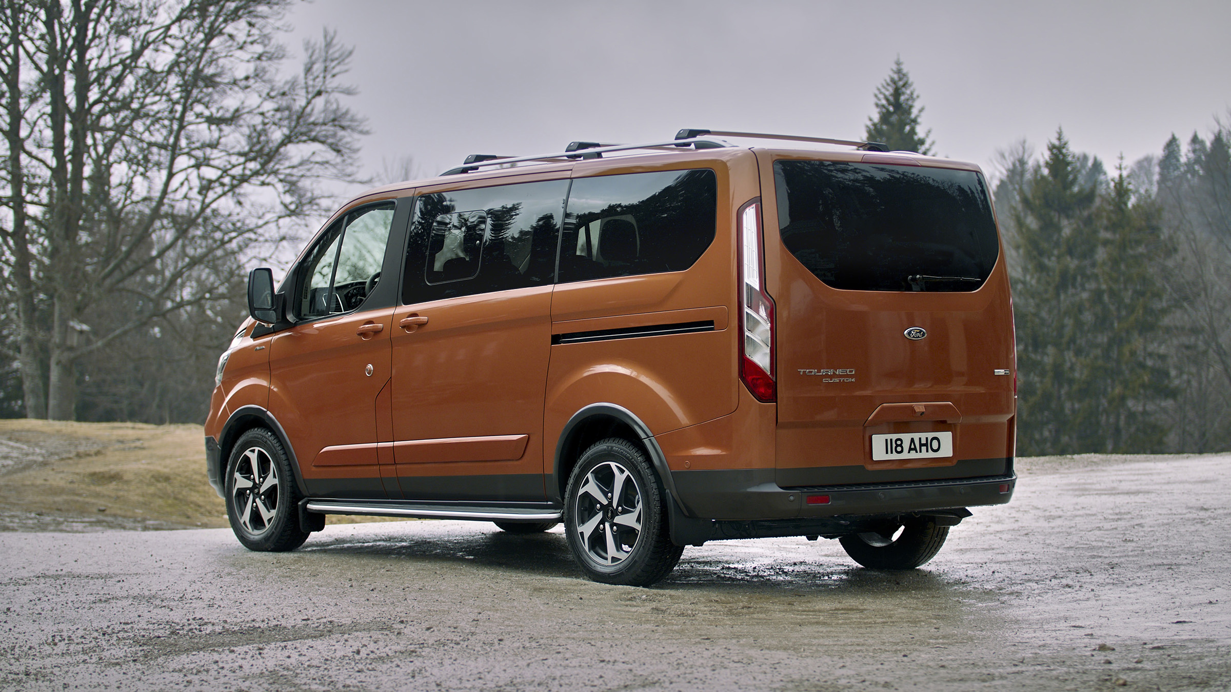 Ford Tourneo Custom Active rear view