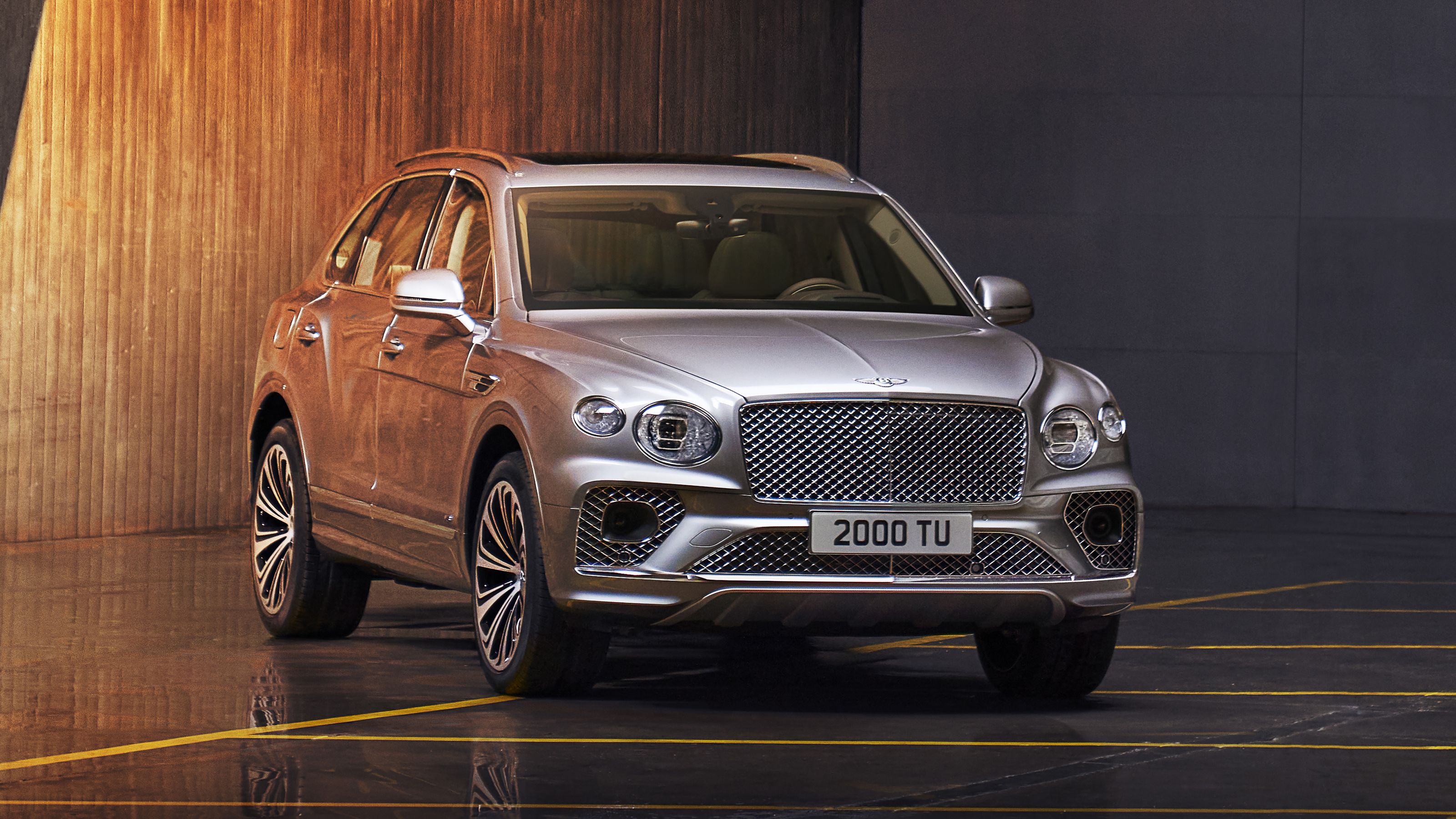 2020 Bentley Bentayga SUV - front static