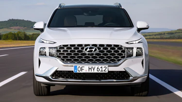 2020 Hyundai Santa Fe driving - front close up