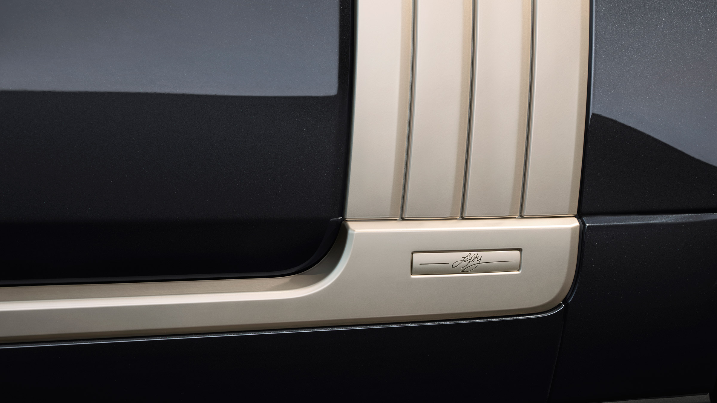 Range Rover Fifty side gills