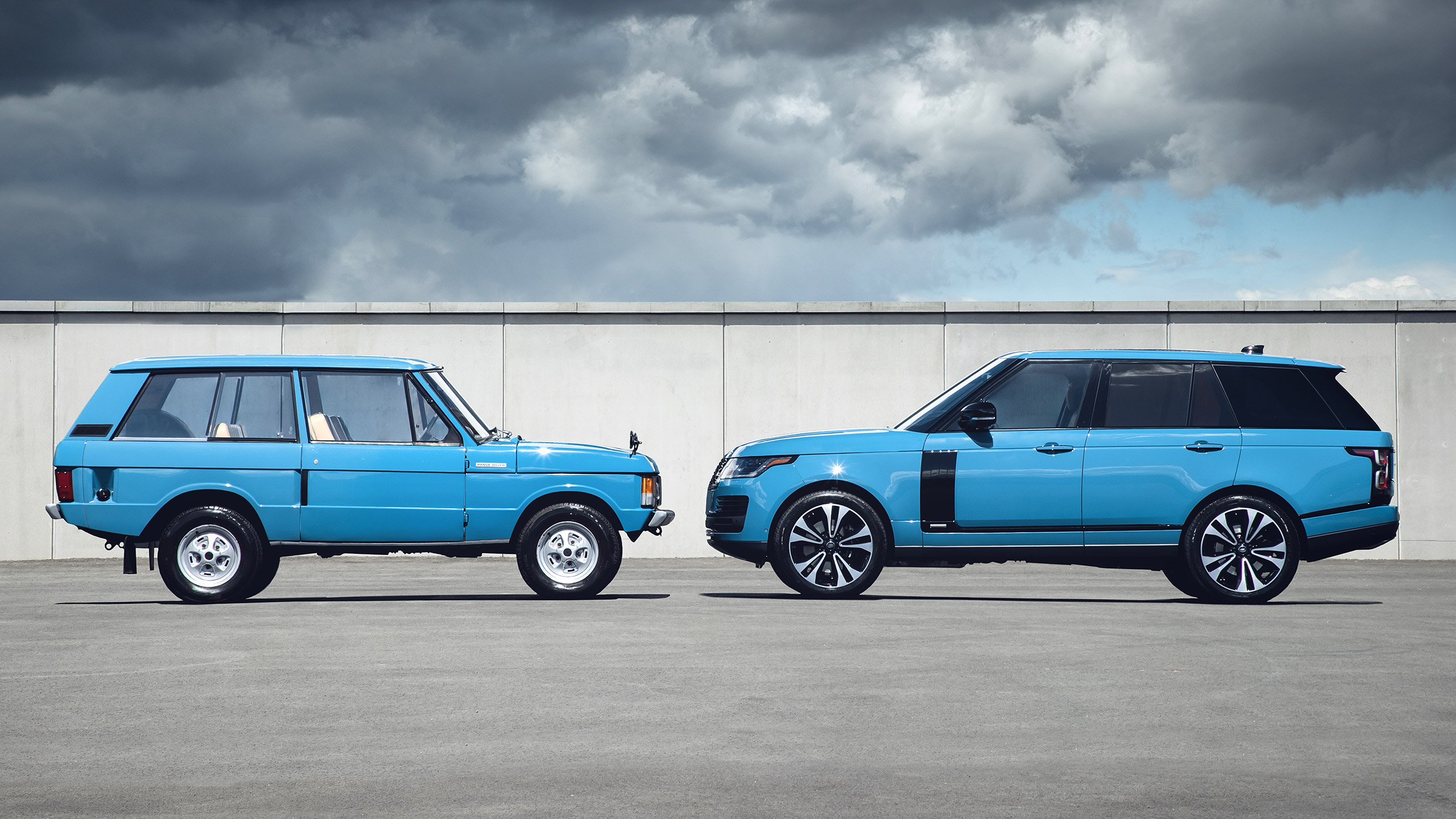 Range Rover Fifty and original Range Rover - side-by-side comparison