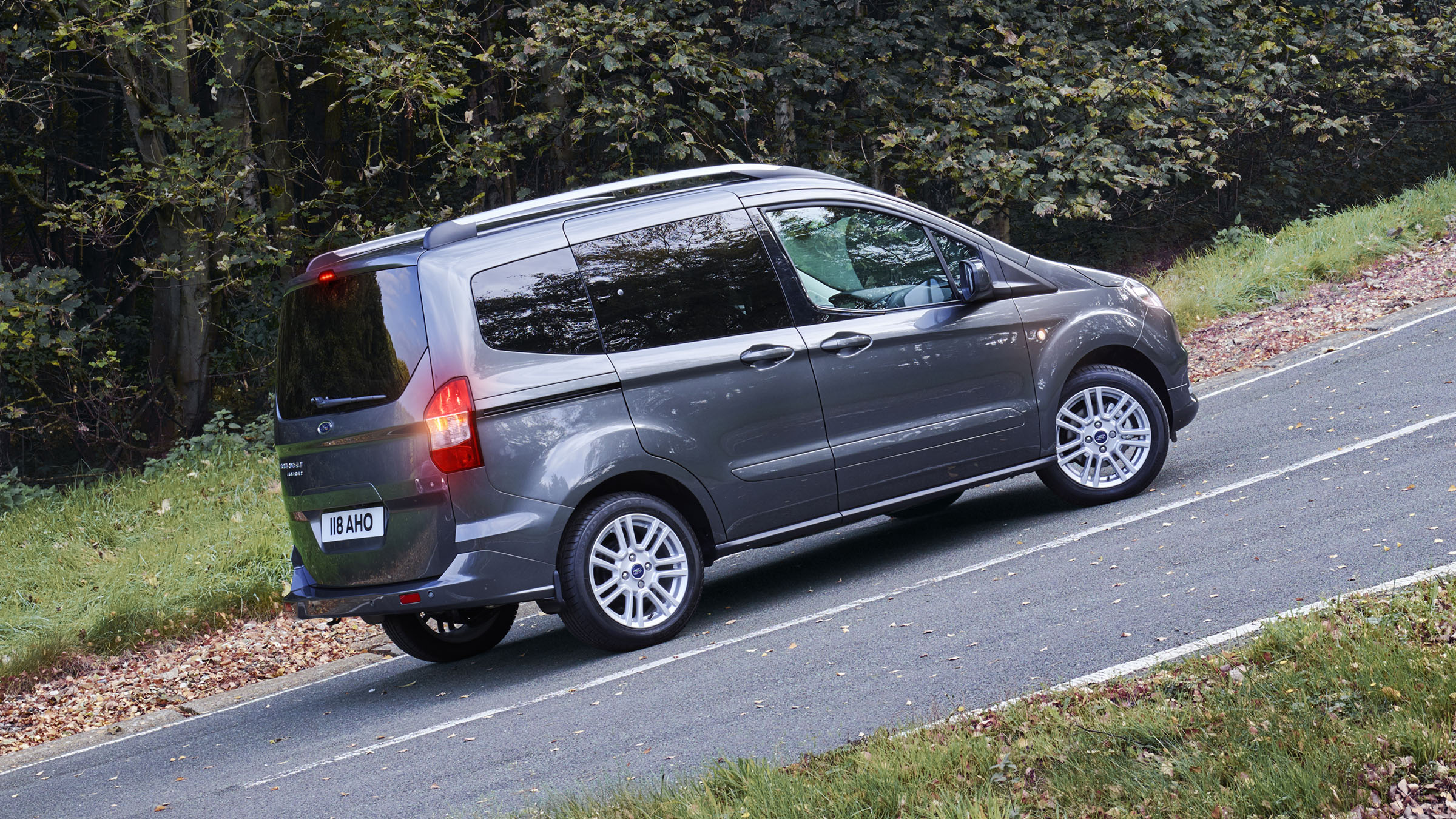 Ford Tourneo Courier on hill