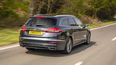 Ford Mondeo Estate rear 3/4 tracking