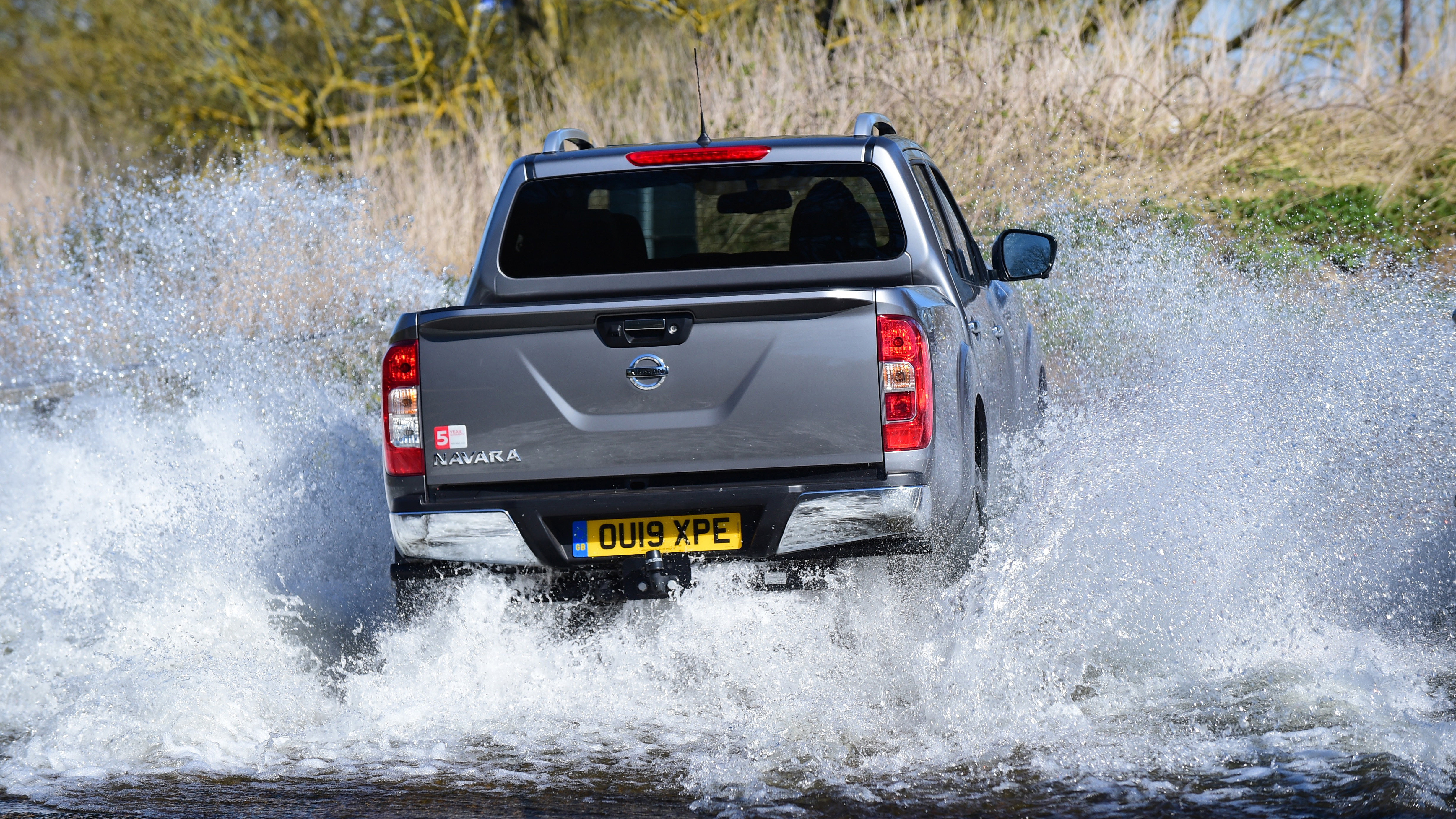 Nissan Navara - rear view off-roading 