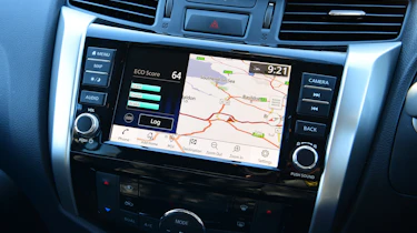 Nissan Navara - infotainment