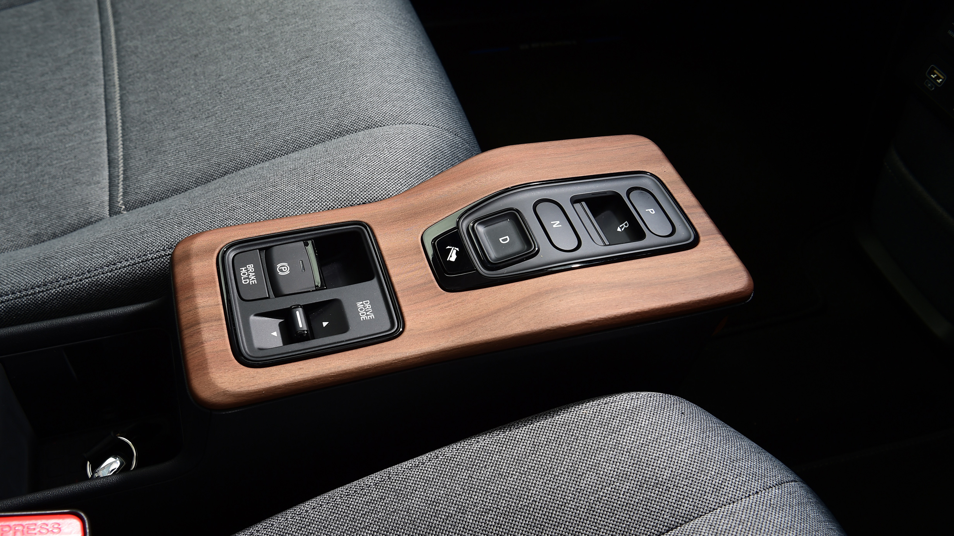 Honda e hatchback centre console