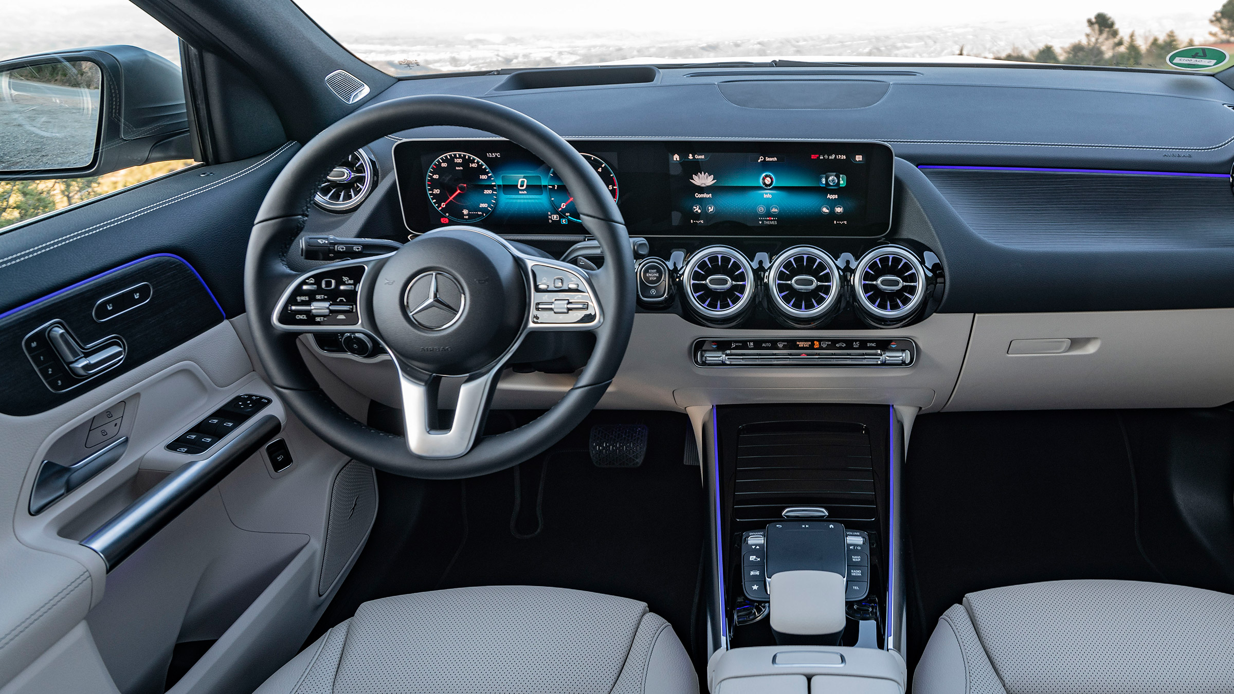 2020 Mercedes GLA interior