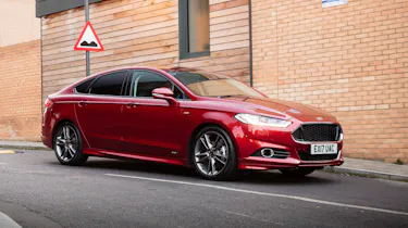 Ford Mondeo hatchback front 3/4 static wall