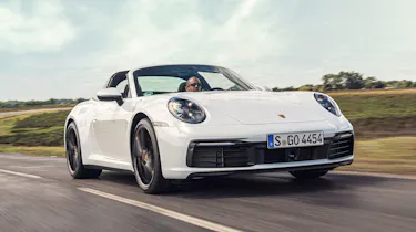 Porsche 911 Targa front 3/4 tracking