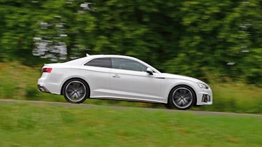 Audi A5 Coupe side panning