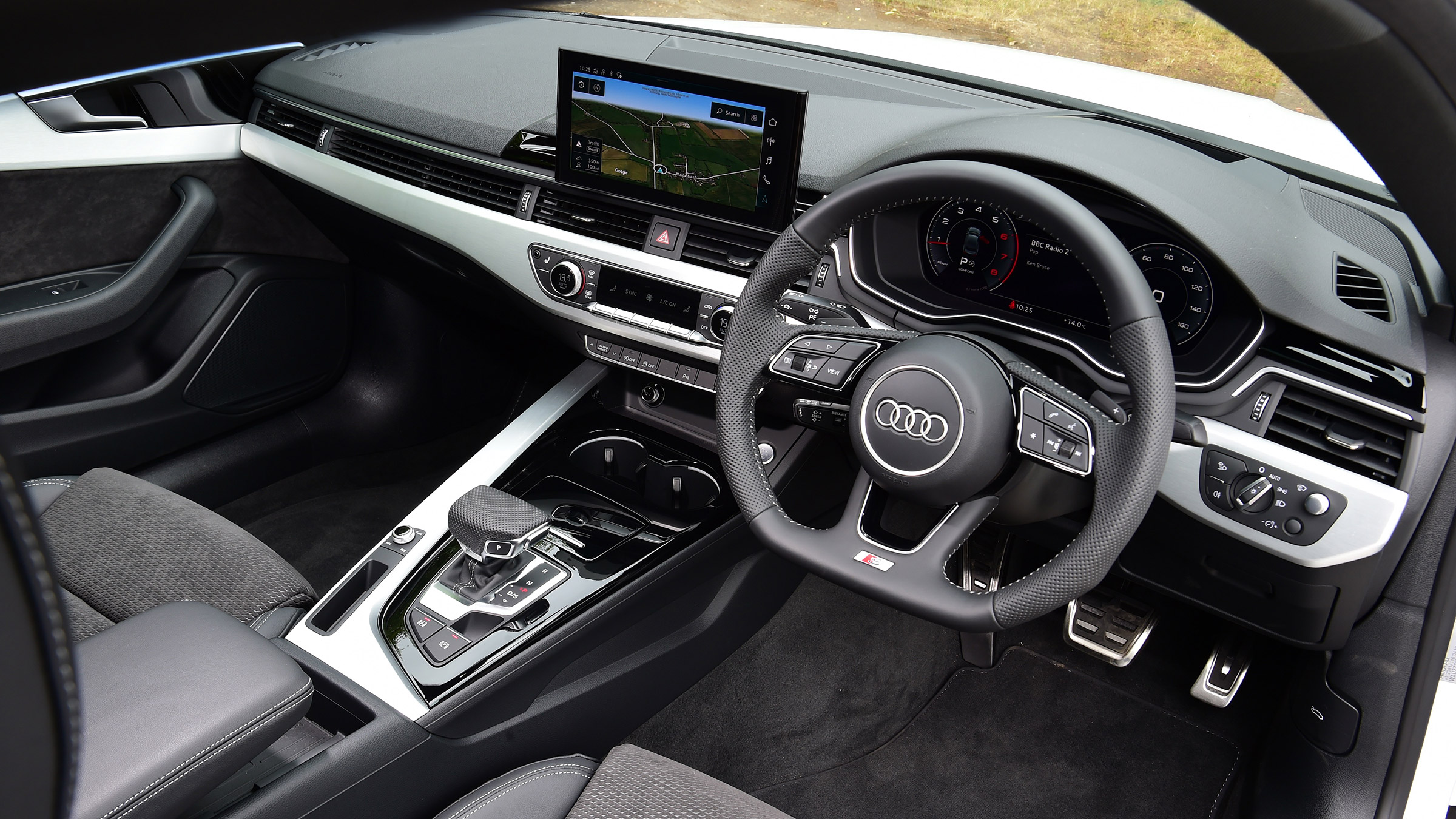 Audi A5 Coupe steering wheel
