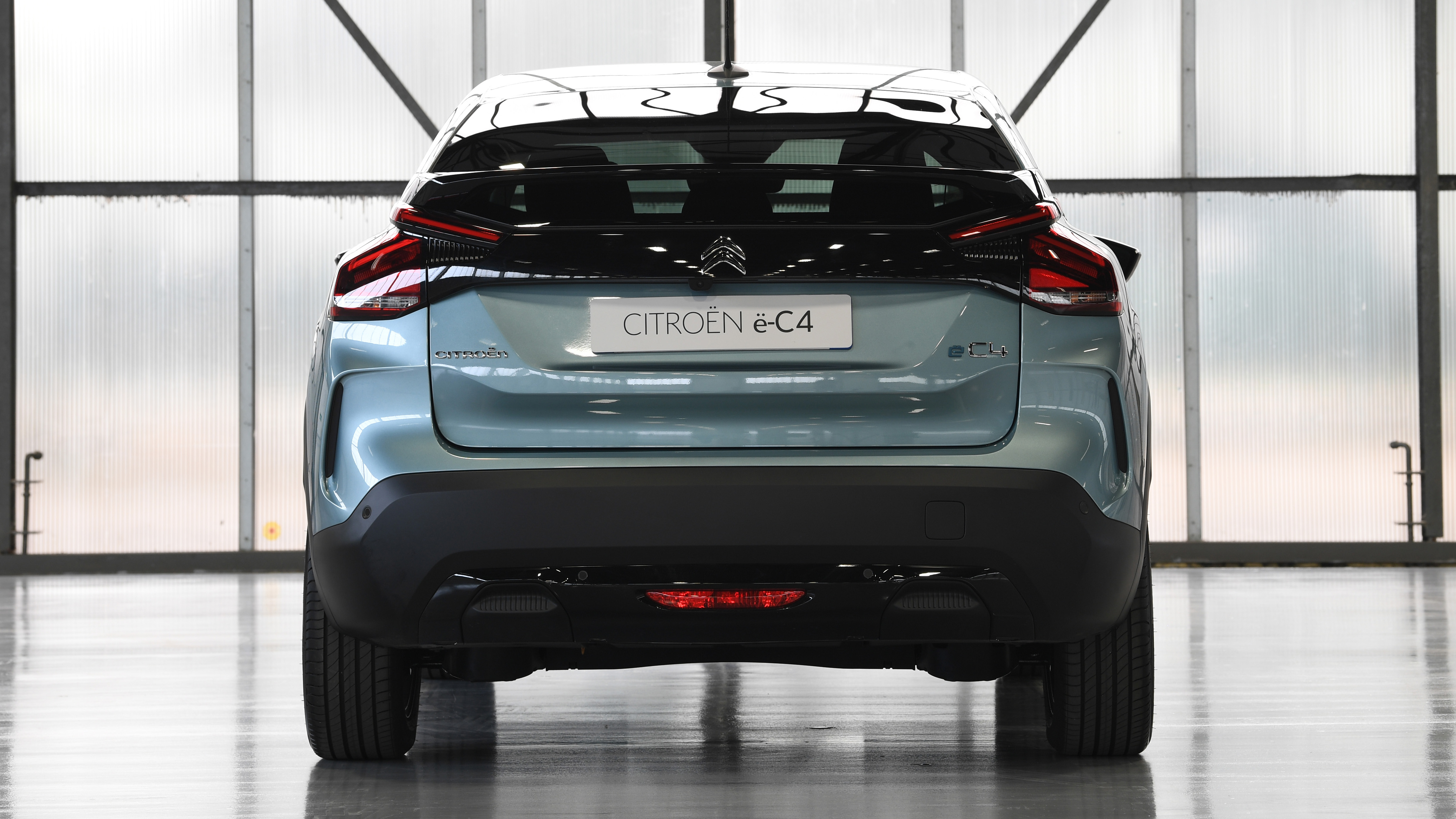 2021 Citroen e-C4 - front rear static view