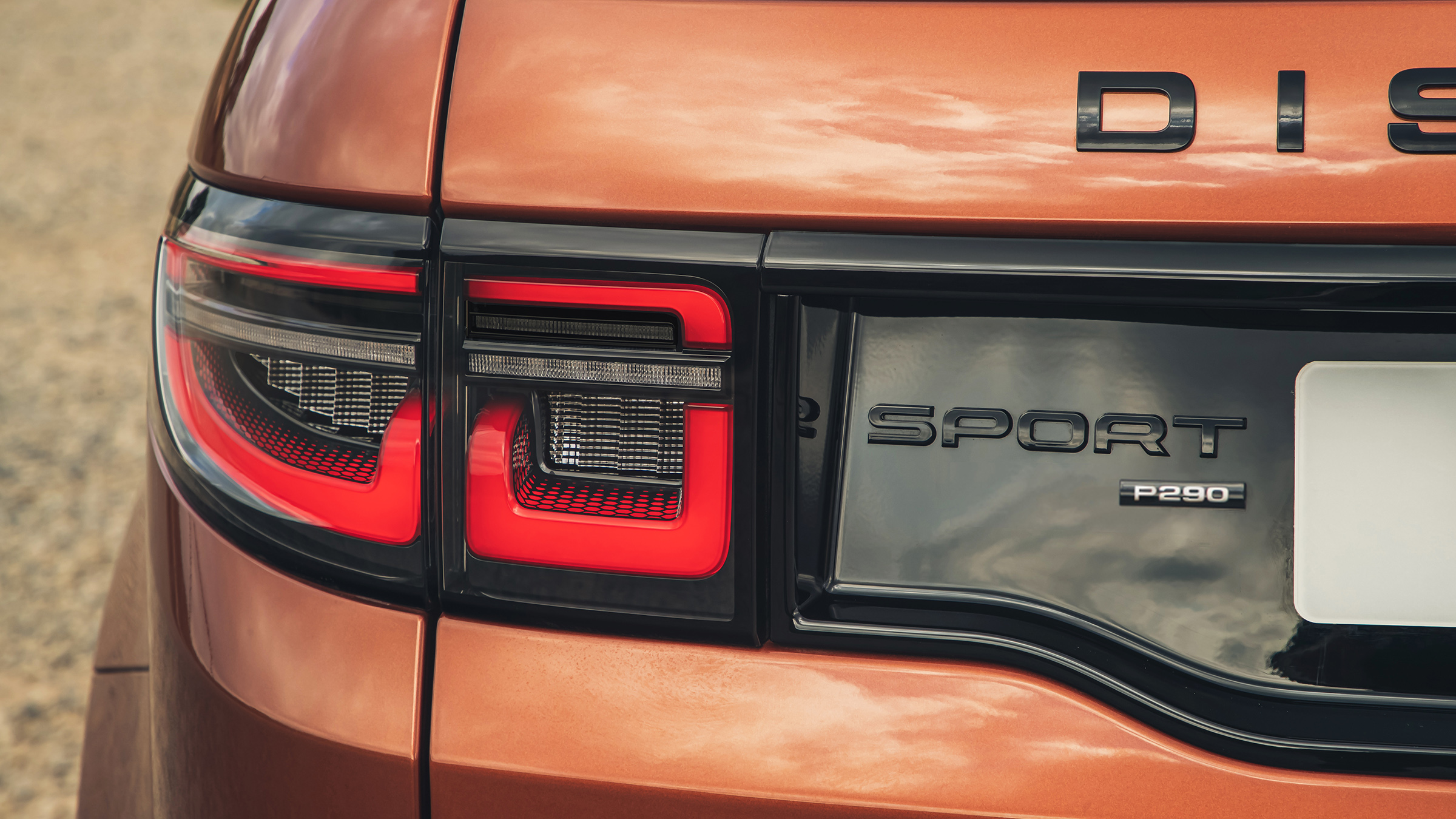 2020 Land Rover Discovery Sport Black with black badges
