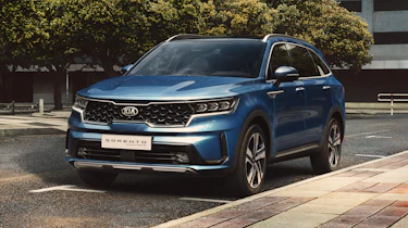 2020 Kia Sorento SUV plug-in hybrid front 3/4 static