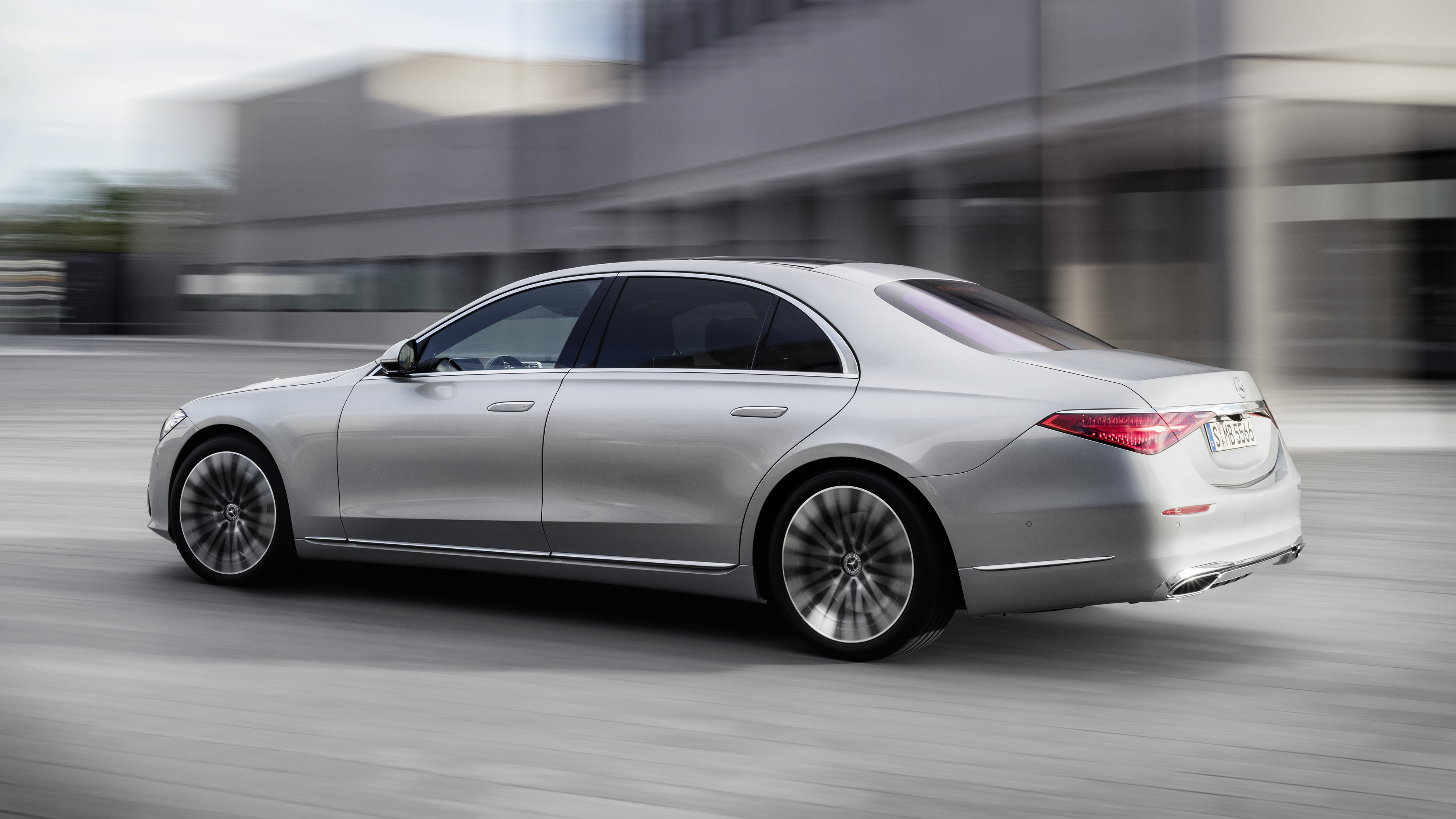 2020 Mercedes S-Class - rear 3/4 view dynamic 