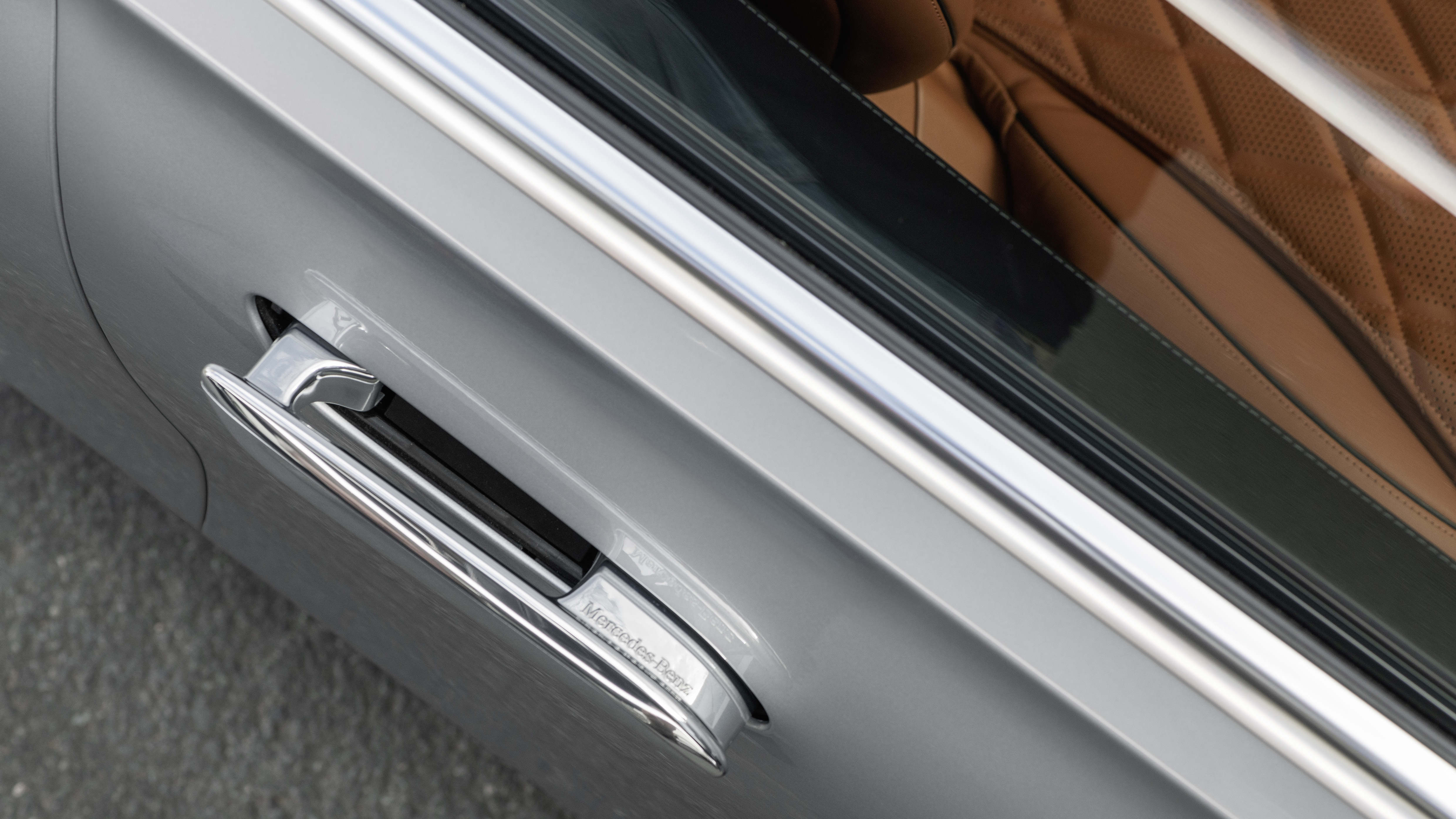 2020 Mercedes S-Class - flush fitting door handles