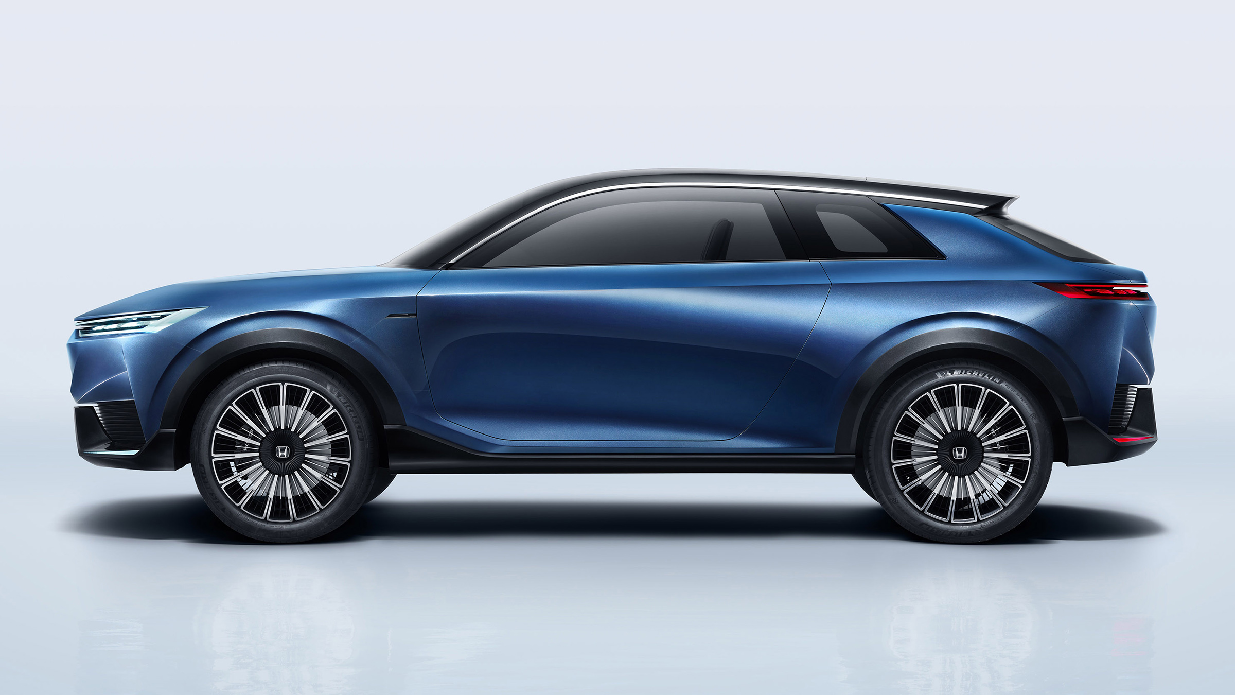 Honda SUV e:concept side
