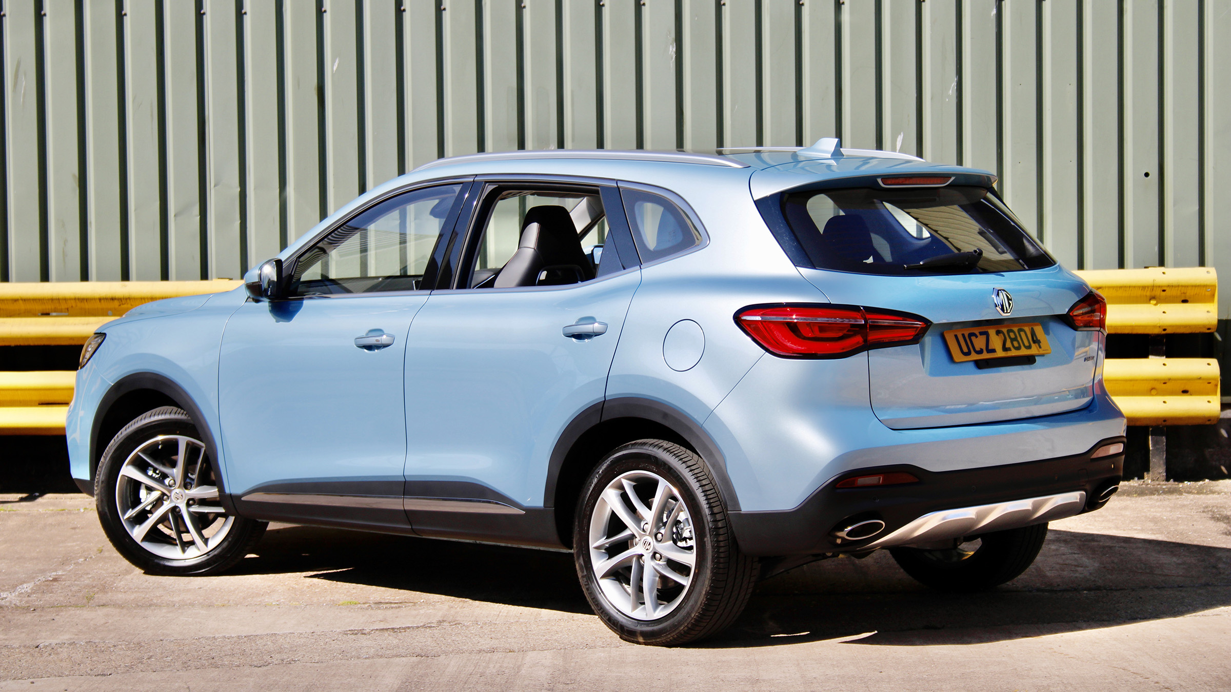 2020 MG HS plug-in hybrid rear view