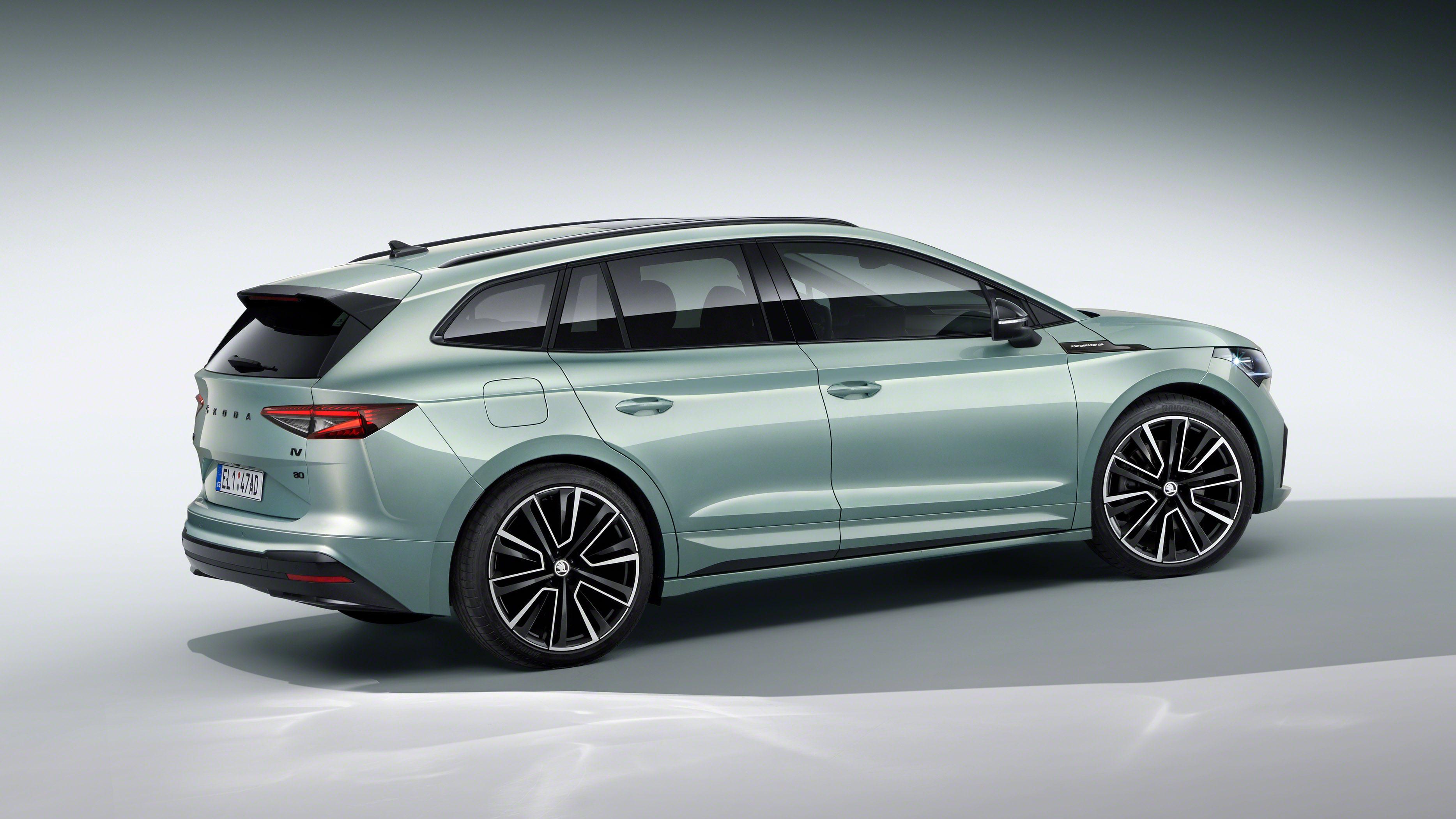 2021 Skoda Enyaq iV - rear 3/4 static 