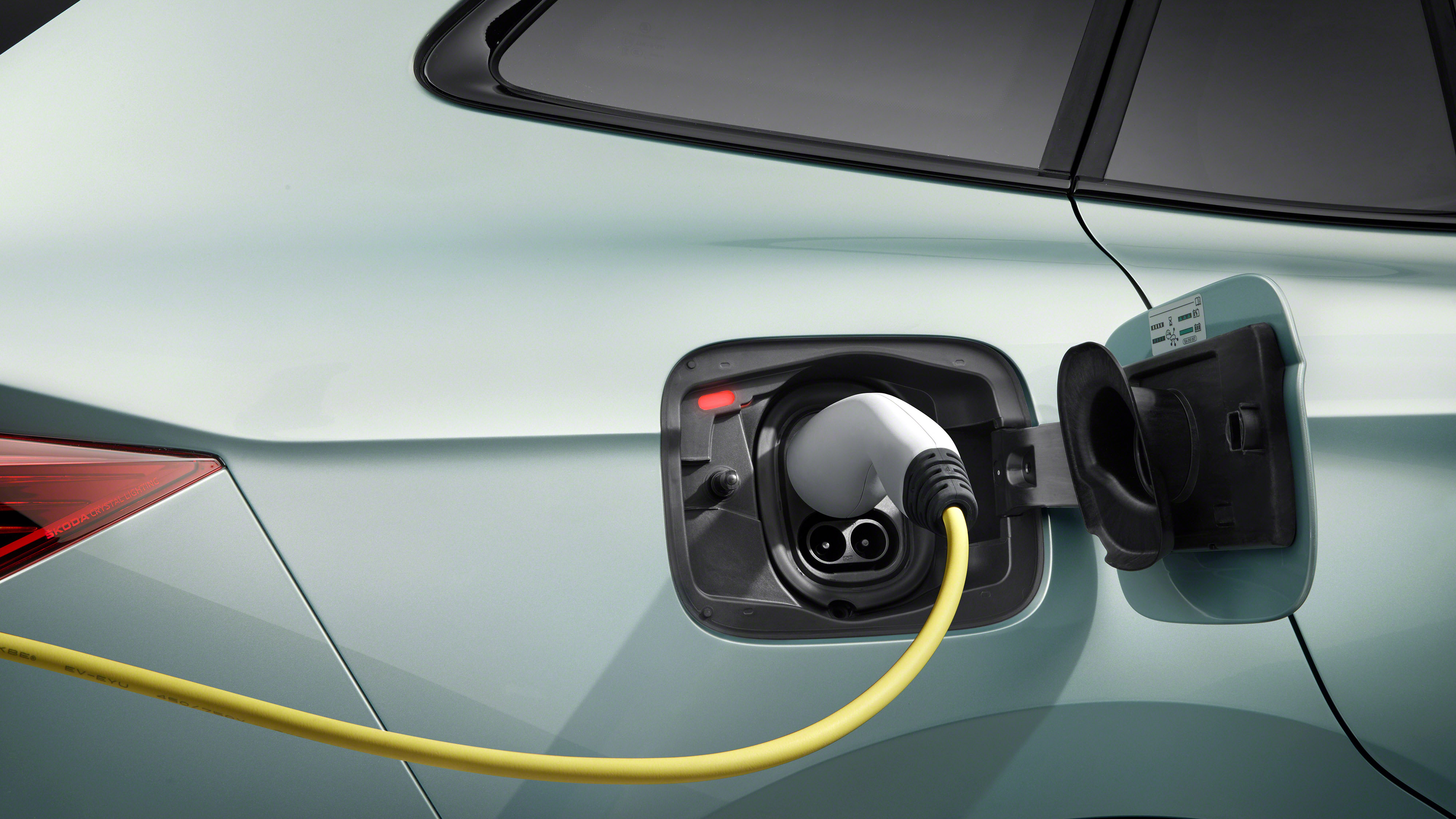 2021 Skoda Enyaq iV - charging port 