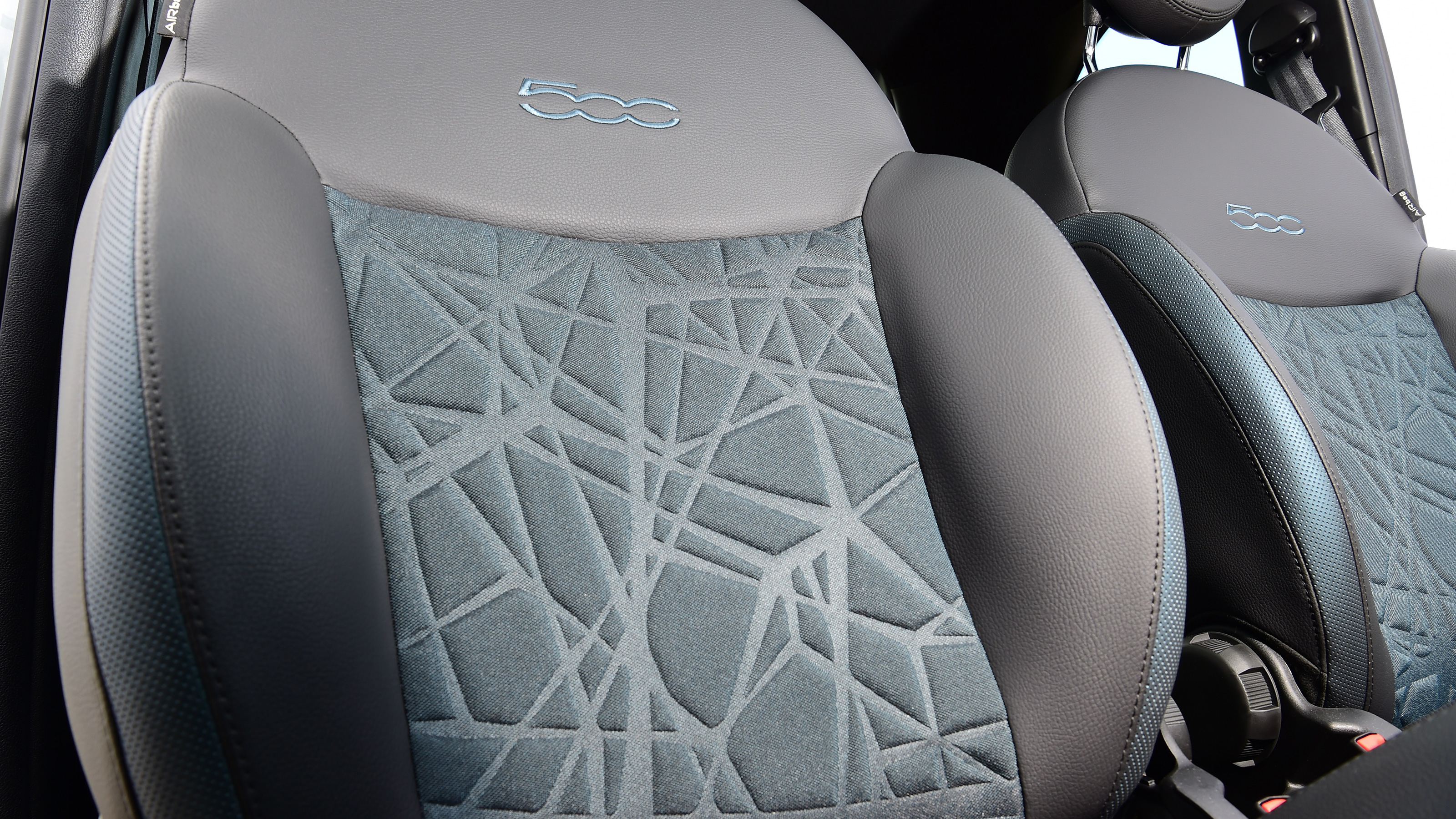 Fiat 500 mild hybrid front seats