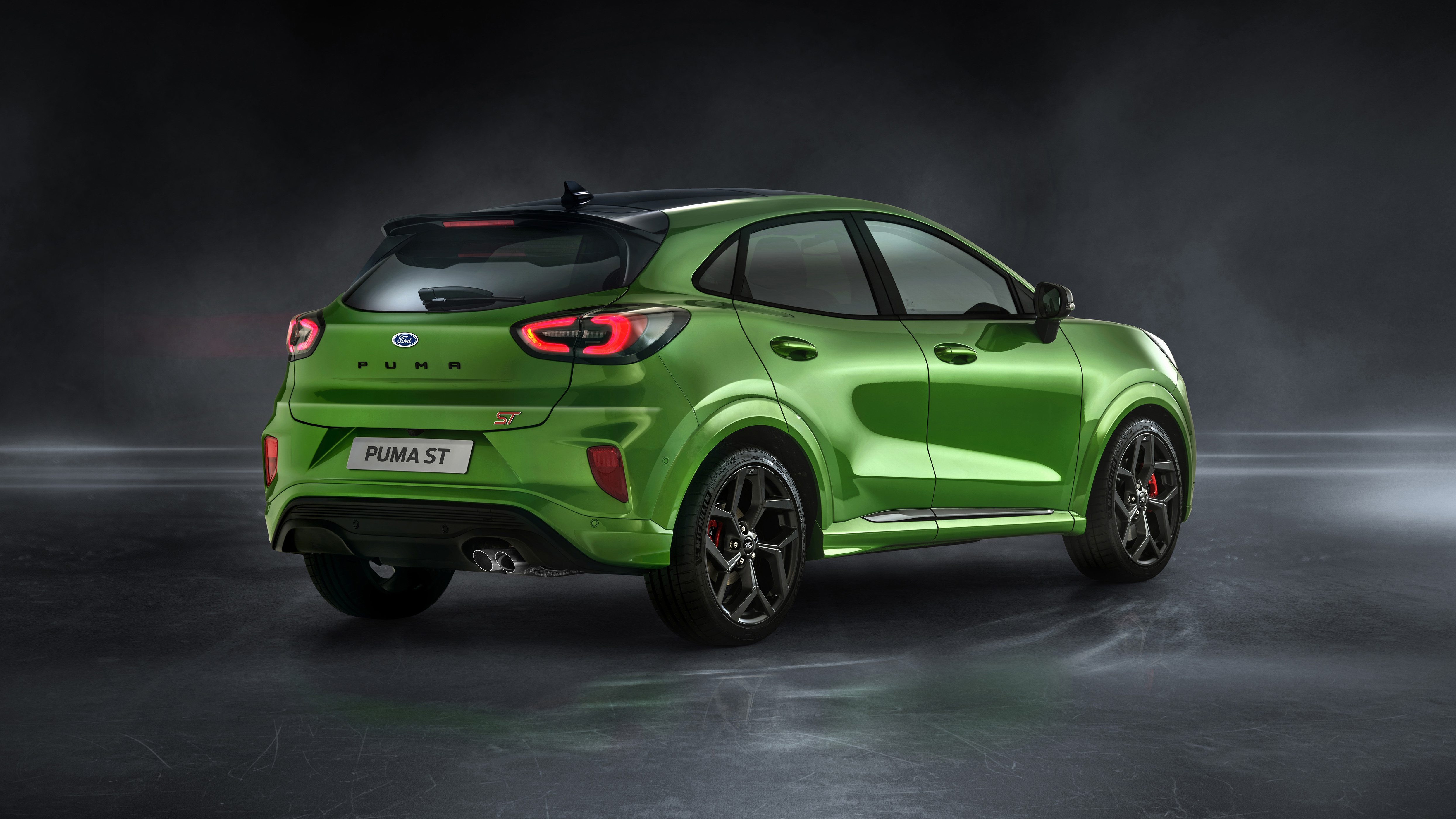 2020 Ford Puma ST - rear 3/4 static view