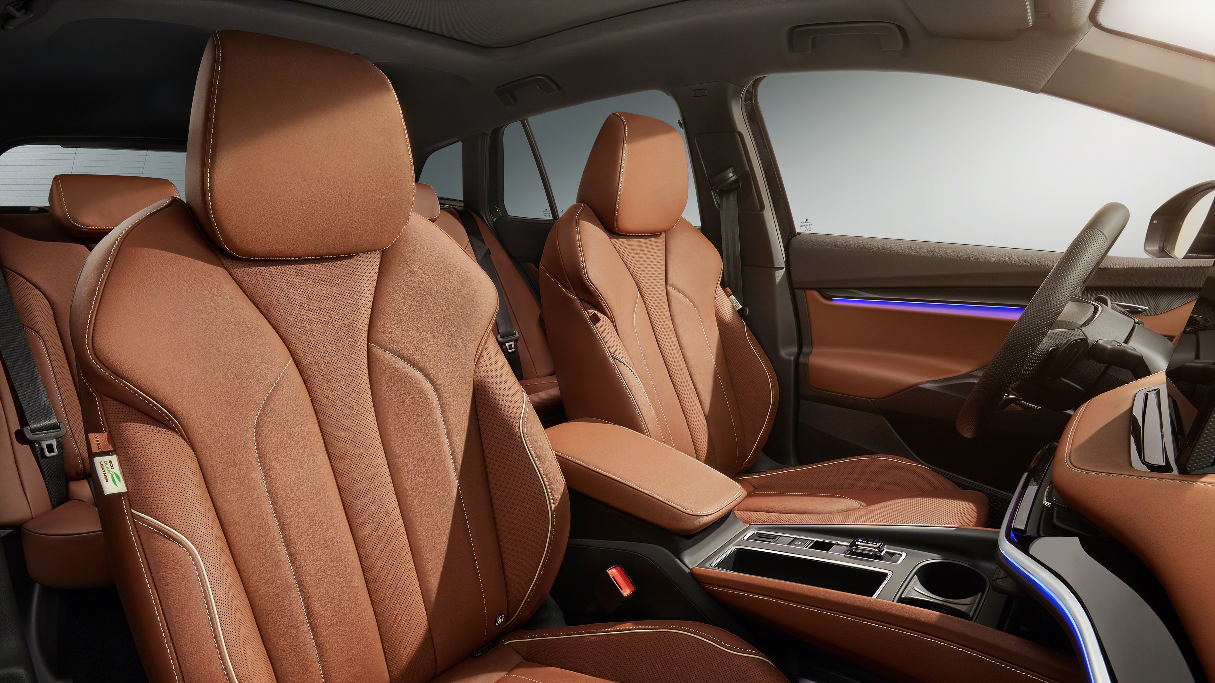 2021 Skoda Enyaq iV - front seating