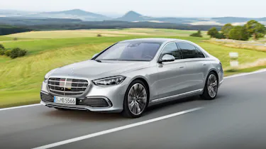 2020 Mercedes S-Class - front 3/4 dynamic
