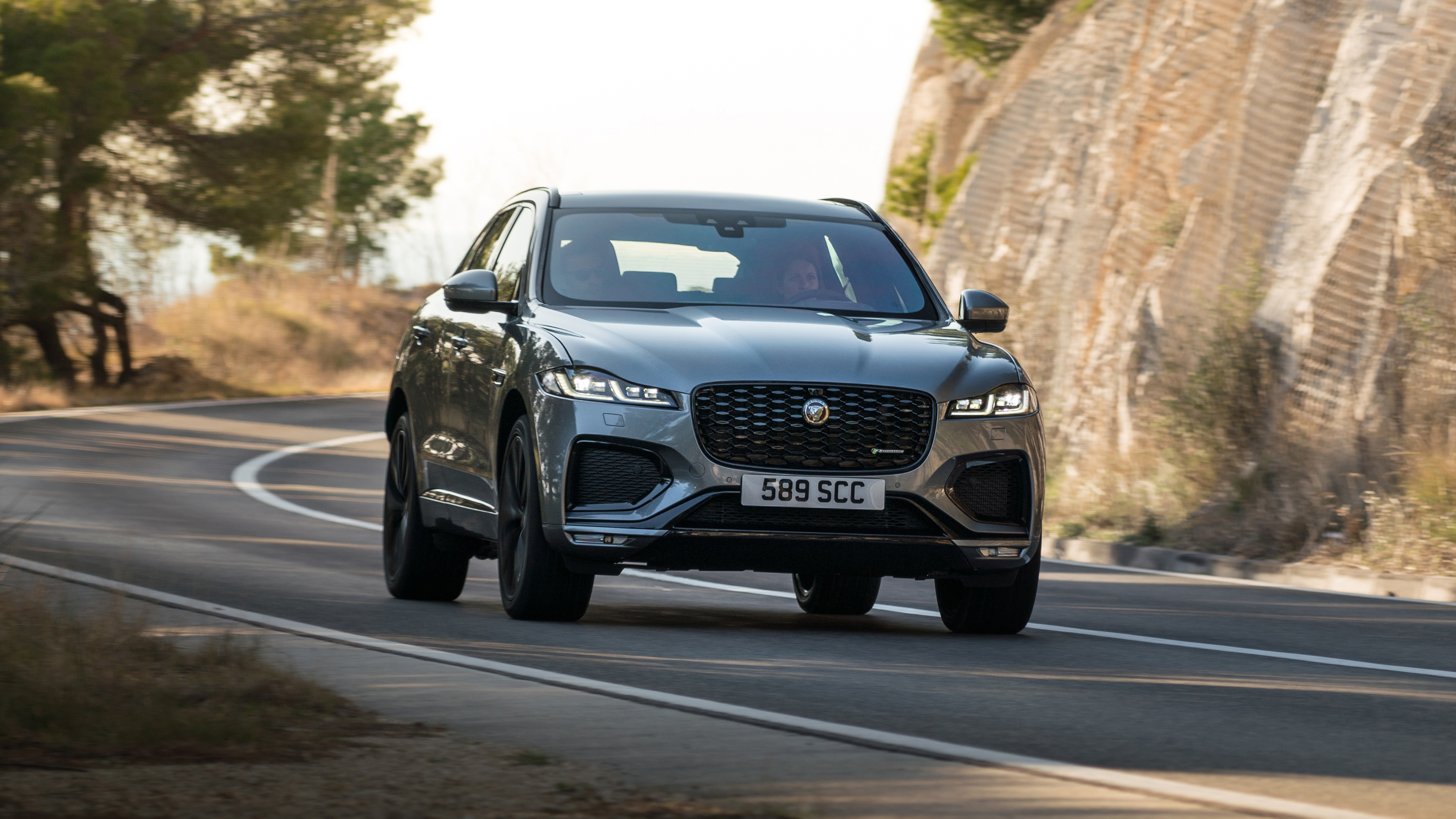 2020 Jaguar F-Pace - front 3/4 static dynamic 