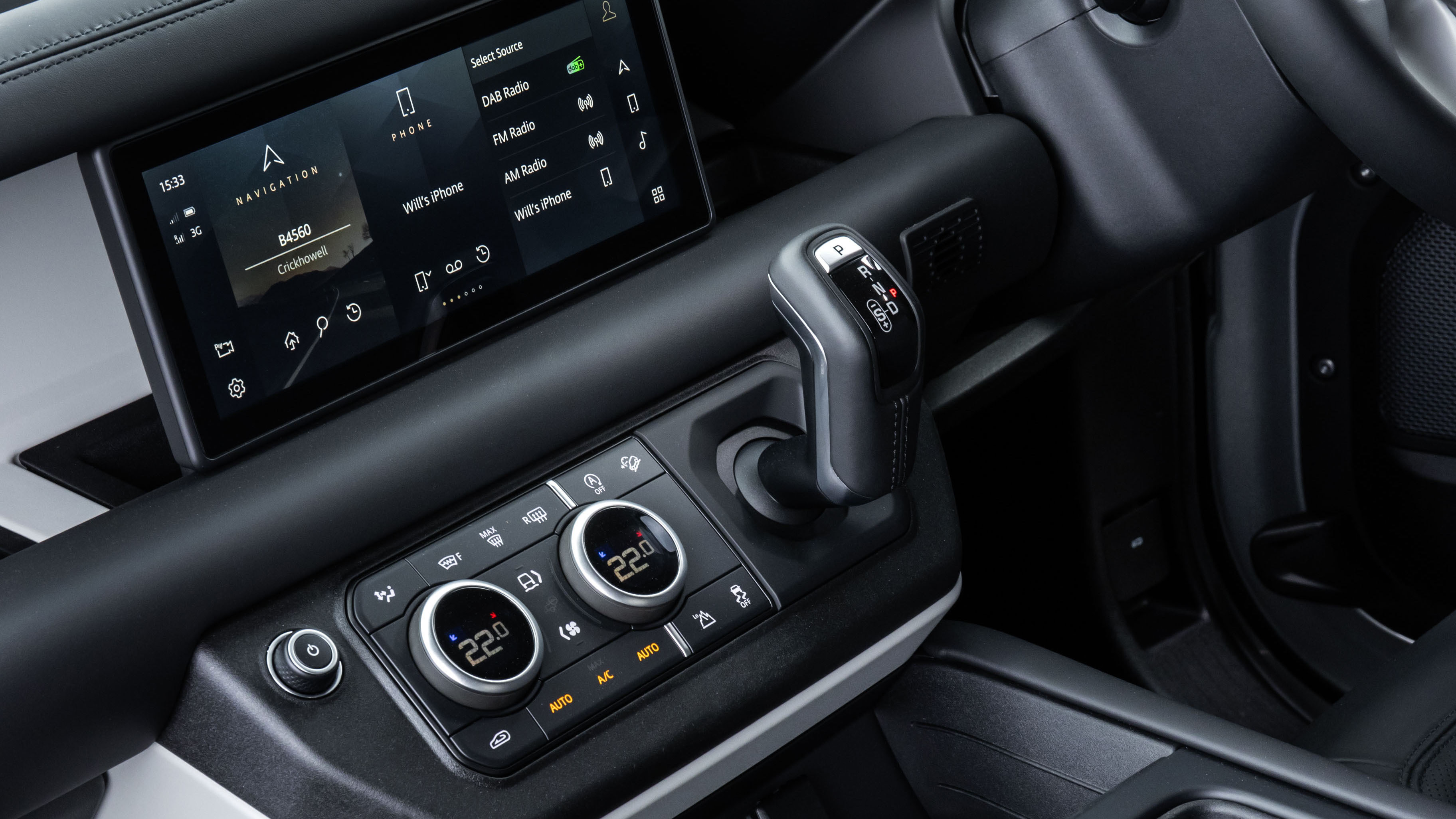 2020 Land Rover Defender 90 - centre console controls