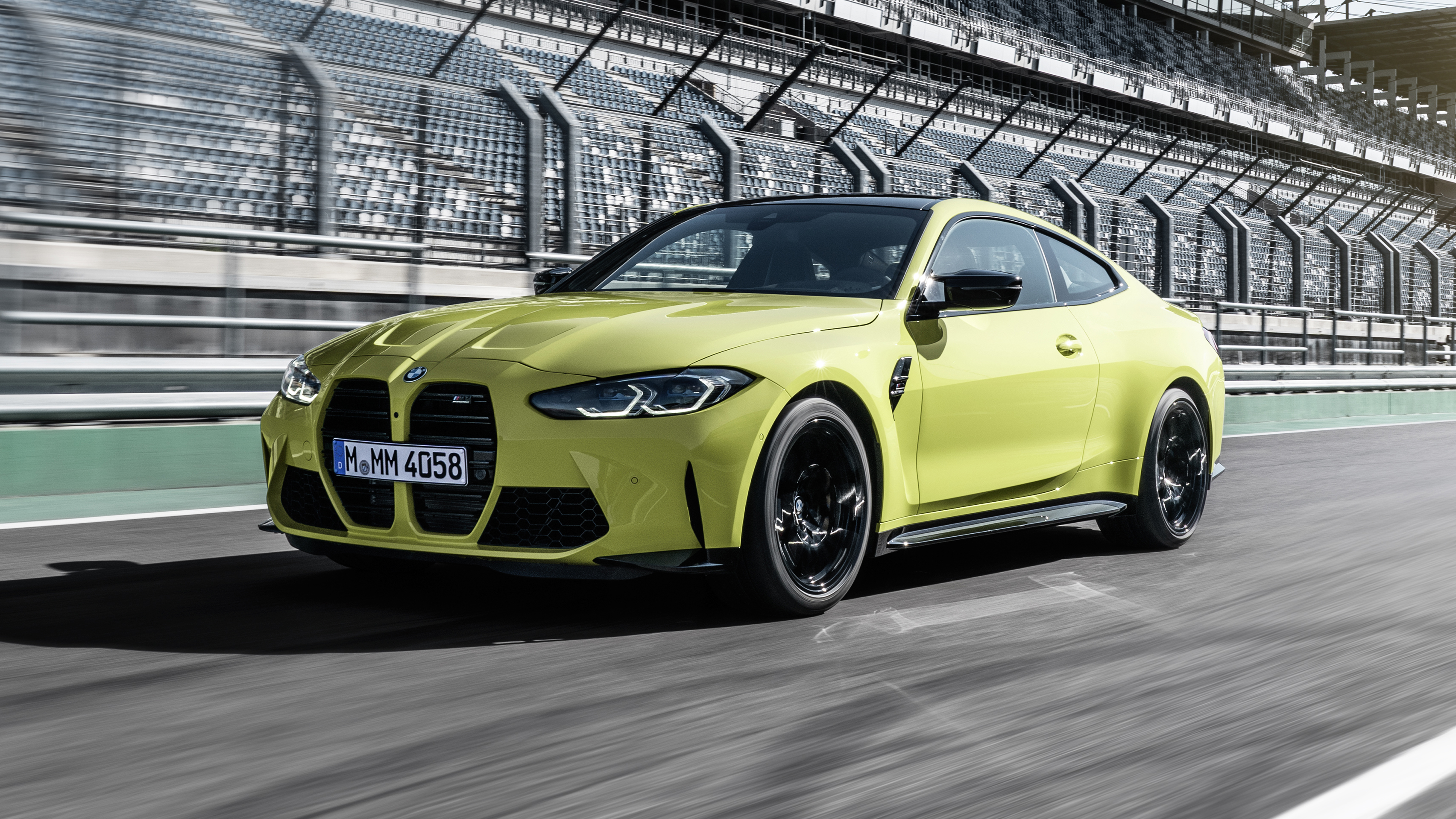 2021 BMW M4 Competition Coupe - front 3/4 dynamic