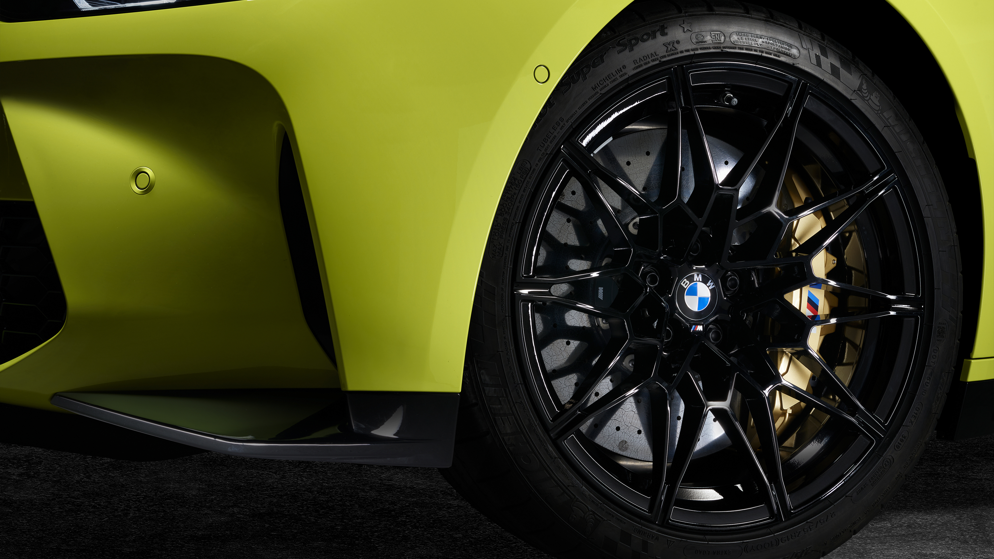 2021 BMW M4 Competition Coupe - alloy wheels close up 