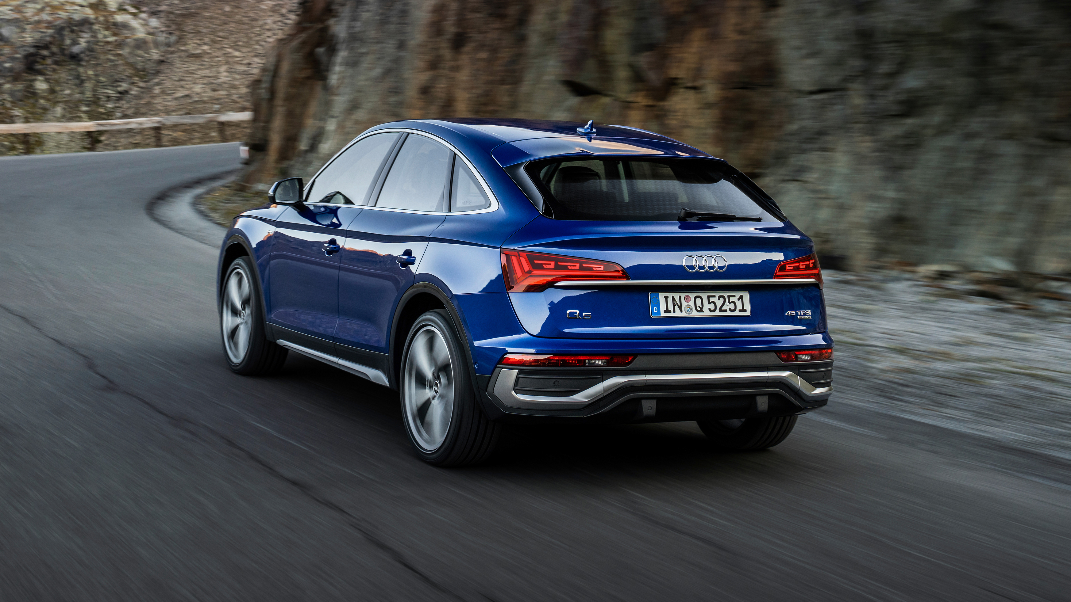 2021 Audi Q5 Sportback - rear 3/4 dynamic 