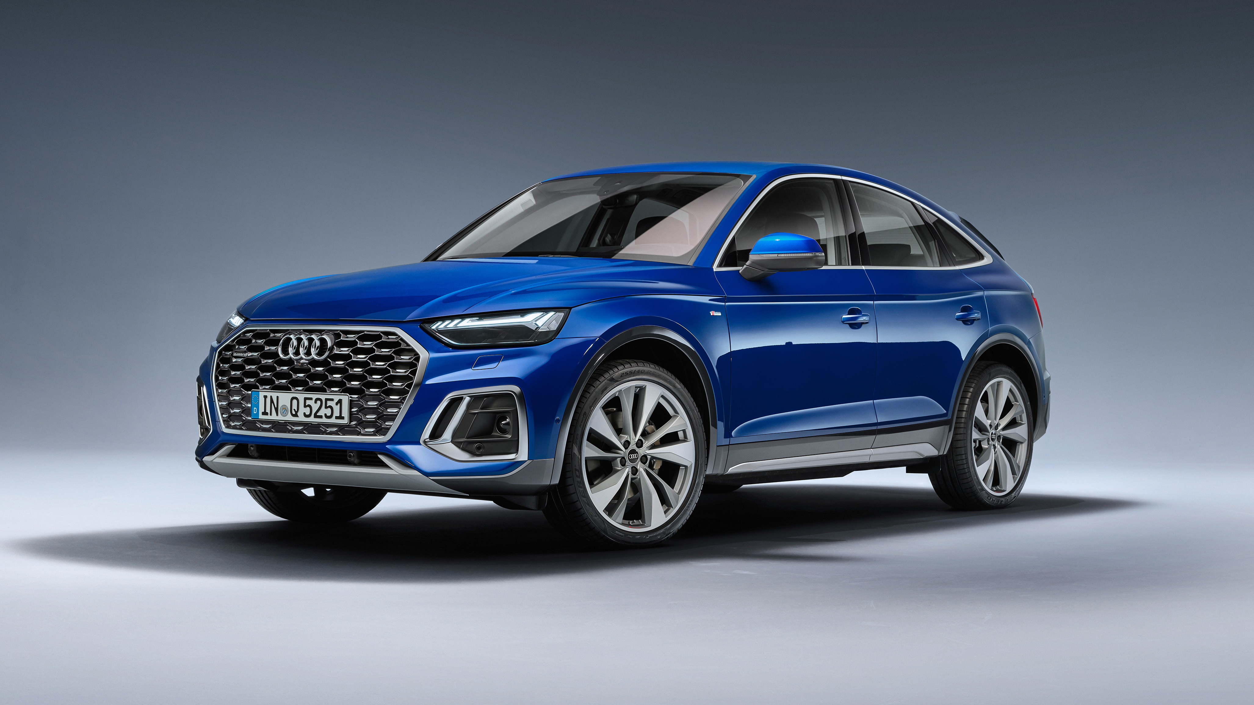 2021 Audi Q5 Sportback - front 3/4 static